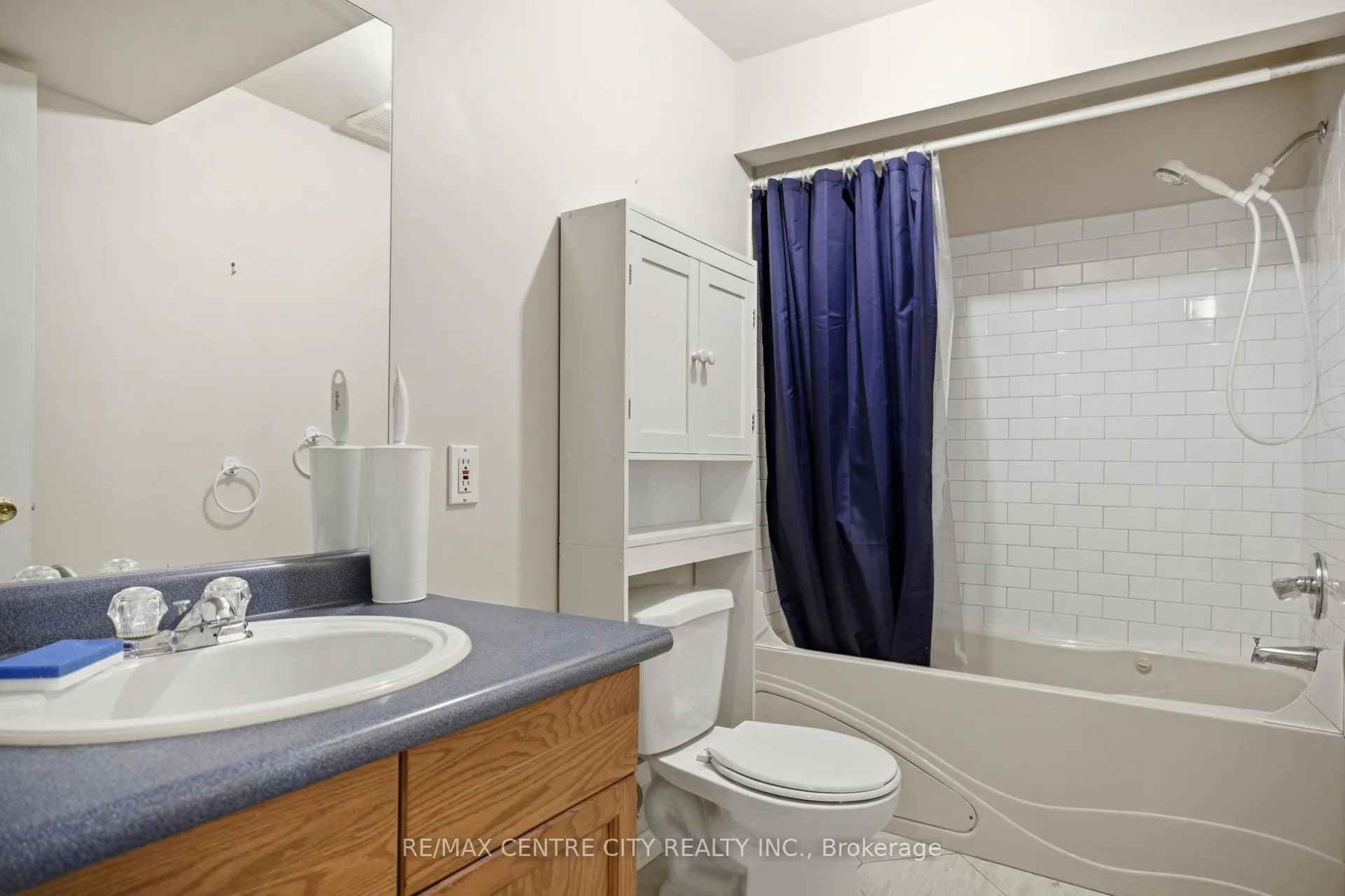 Photo 17 of 14 Juno Drive, St. Thomas — HOMEH