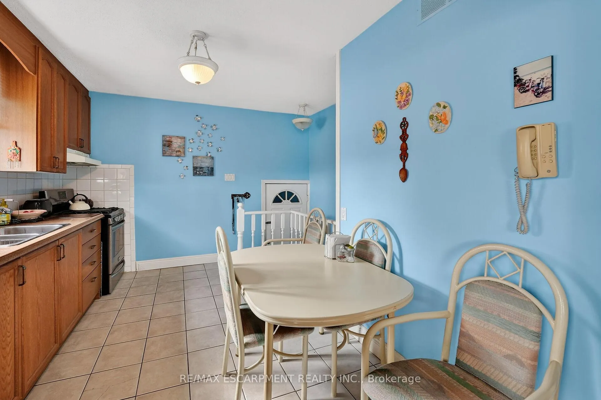 Photo 8 of 172 Ridge Street, Hamilton, Greeningdon — HOMEH