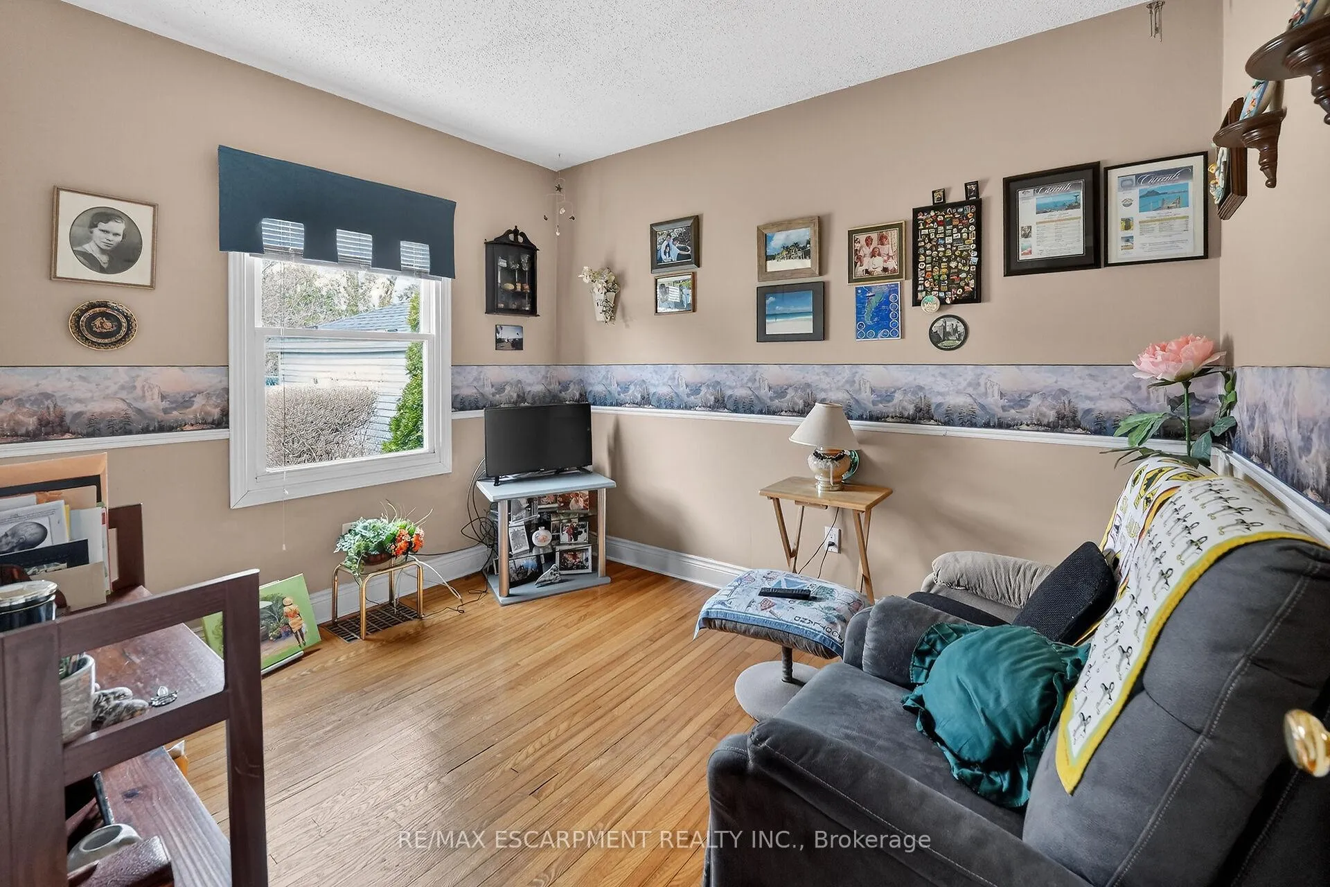 Photo 12 of 172 Ridge Street, Hamilton, Greeningdon — HOMEH