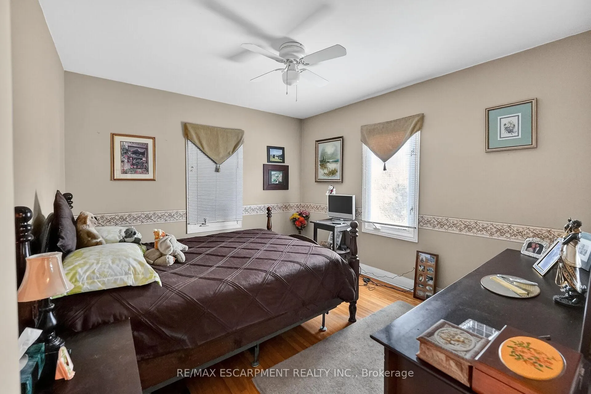 Photo 14 of 172 Ridge Street, Hamilton, Greeningdon — HOMEH