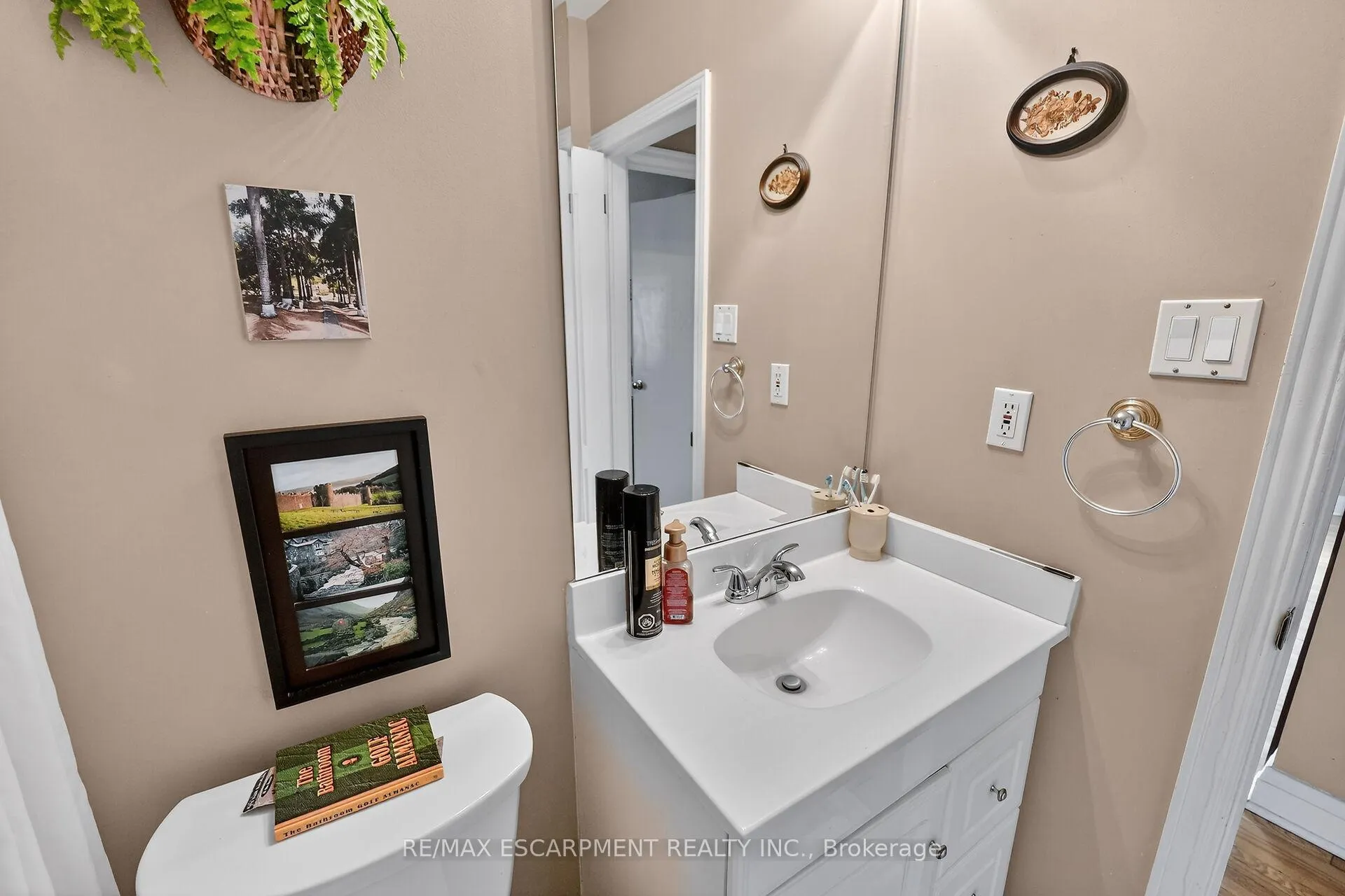 Photo 17 of 172 Ridge Street, Hamilton, Greeningdon — HOMEH