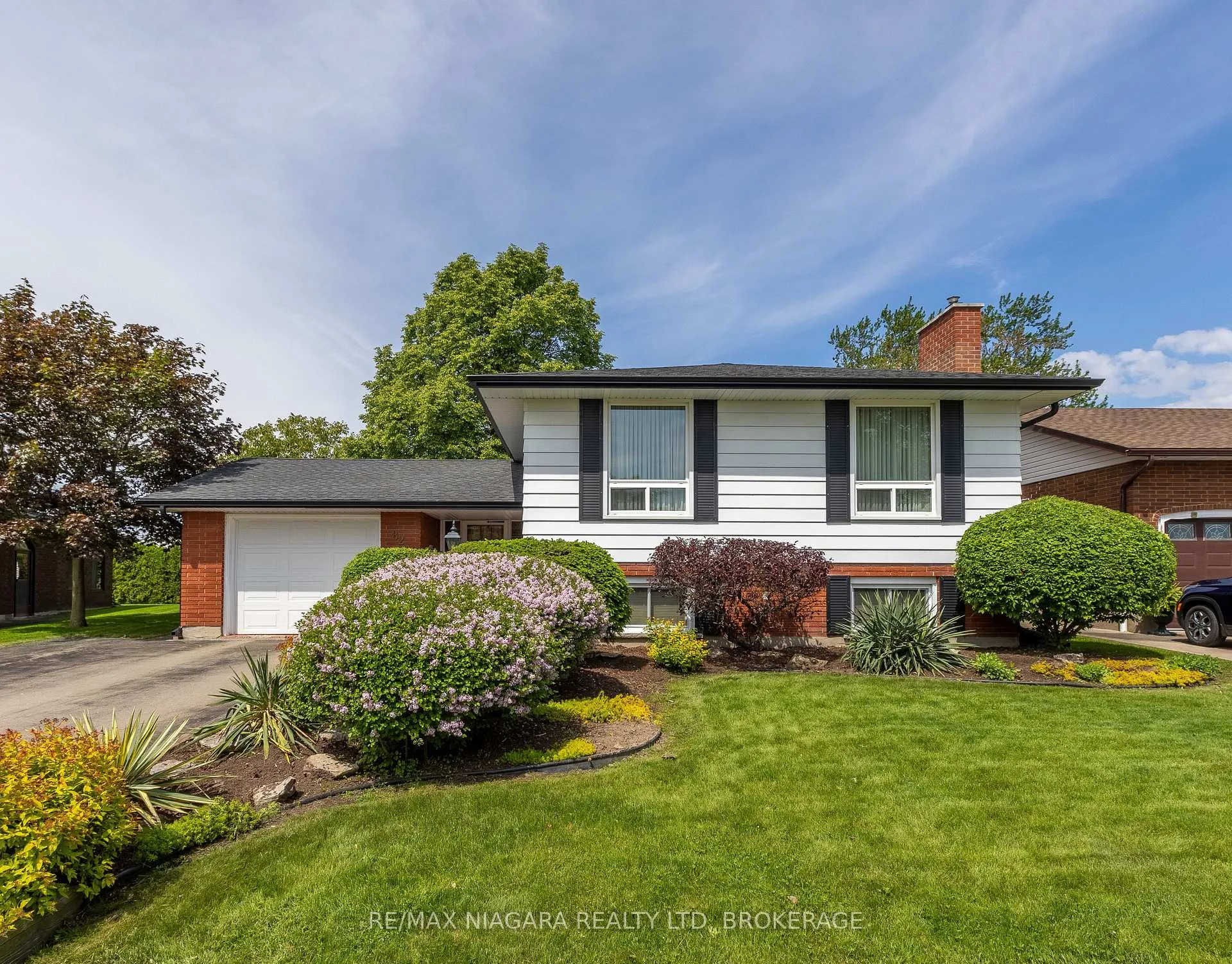 Photo 1 of 82 Westwood Crescent, Welland, Prince Charles — HOMEH