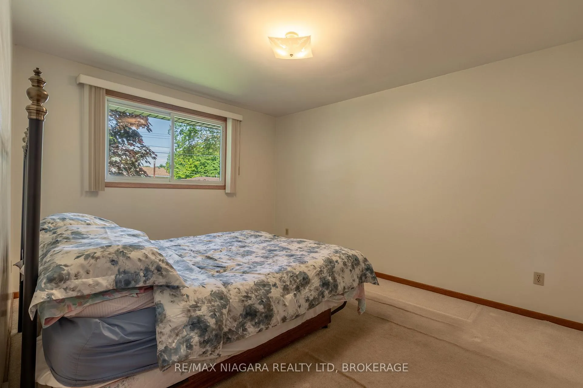 Photo 15 of 82 Westwood Crescent, Welland, Prince Charles — HOMEH