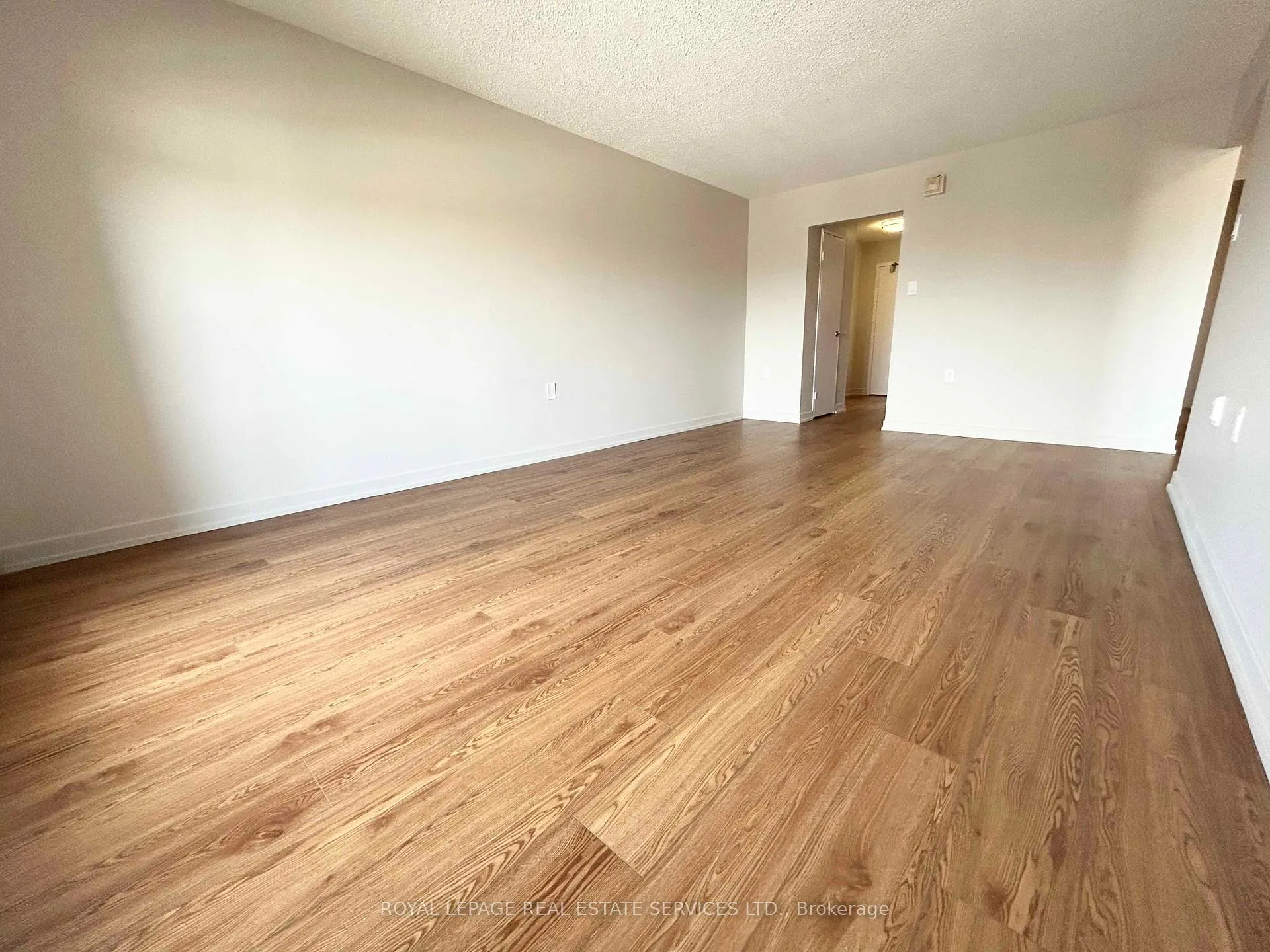 Photo 3 of Unit 807, 82 Millside Drive, Milton, Old Milton — HOMEH