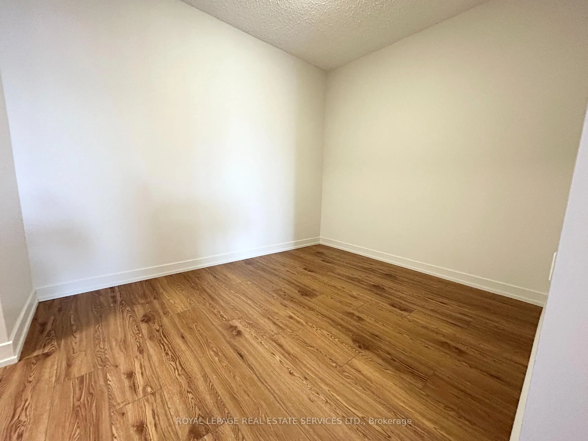 Photo 9 of Unit 807, 82 Millside Drive, Milton, Old Milton — HOMEH