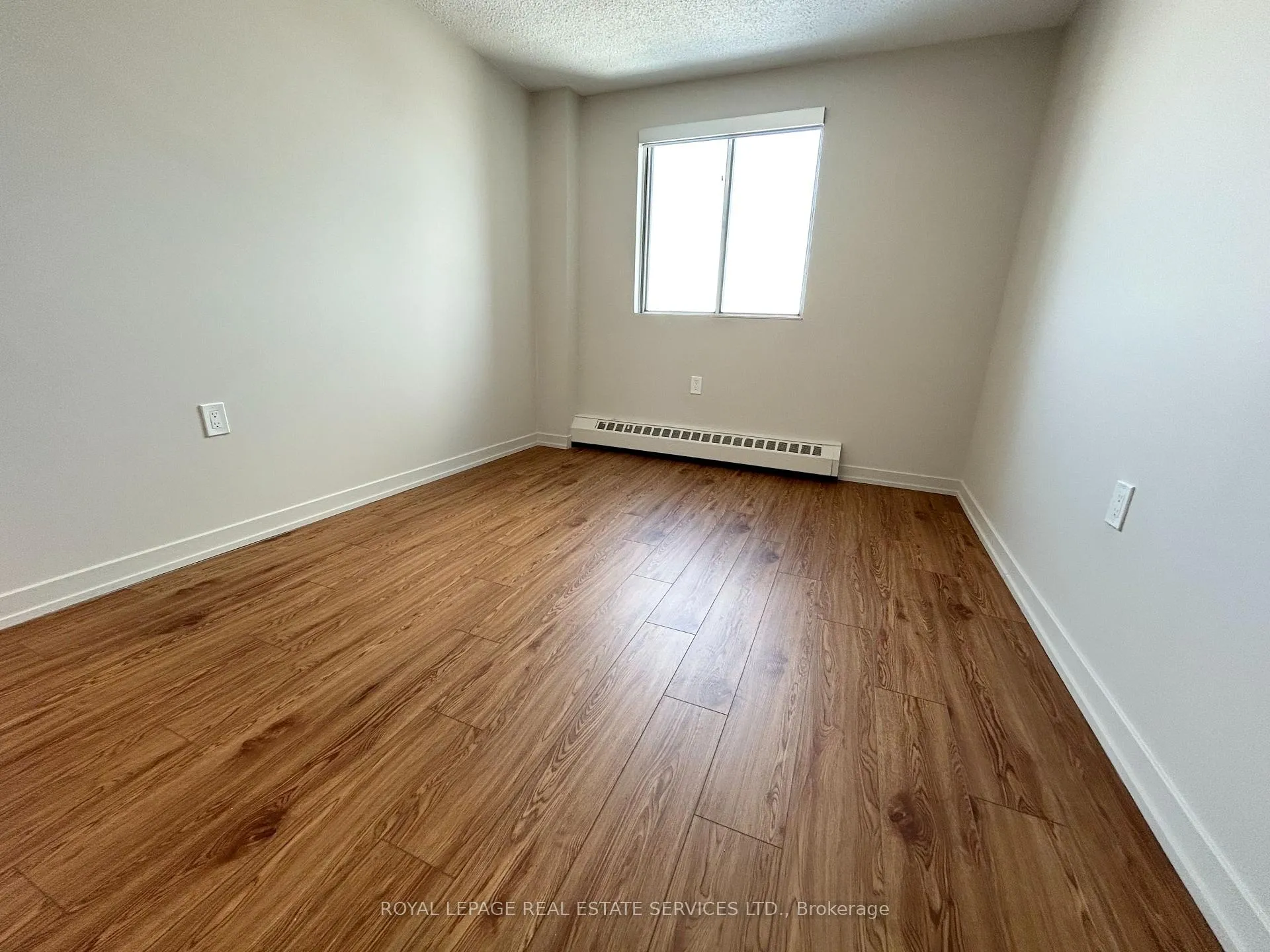 Photo 12 of Unit 807, 82 Millside Drive, Milton, Old Milton — HOMEH