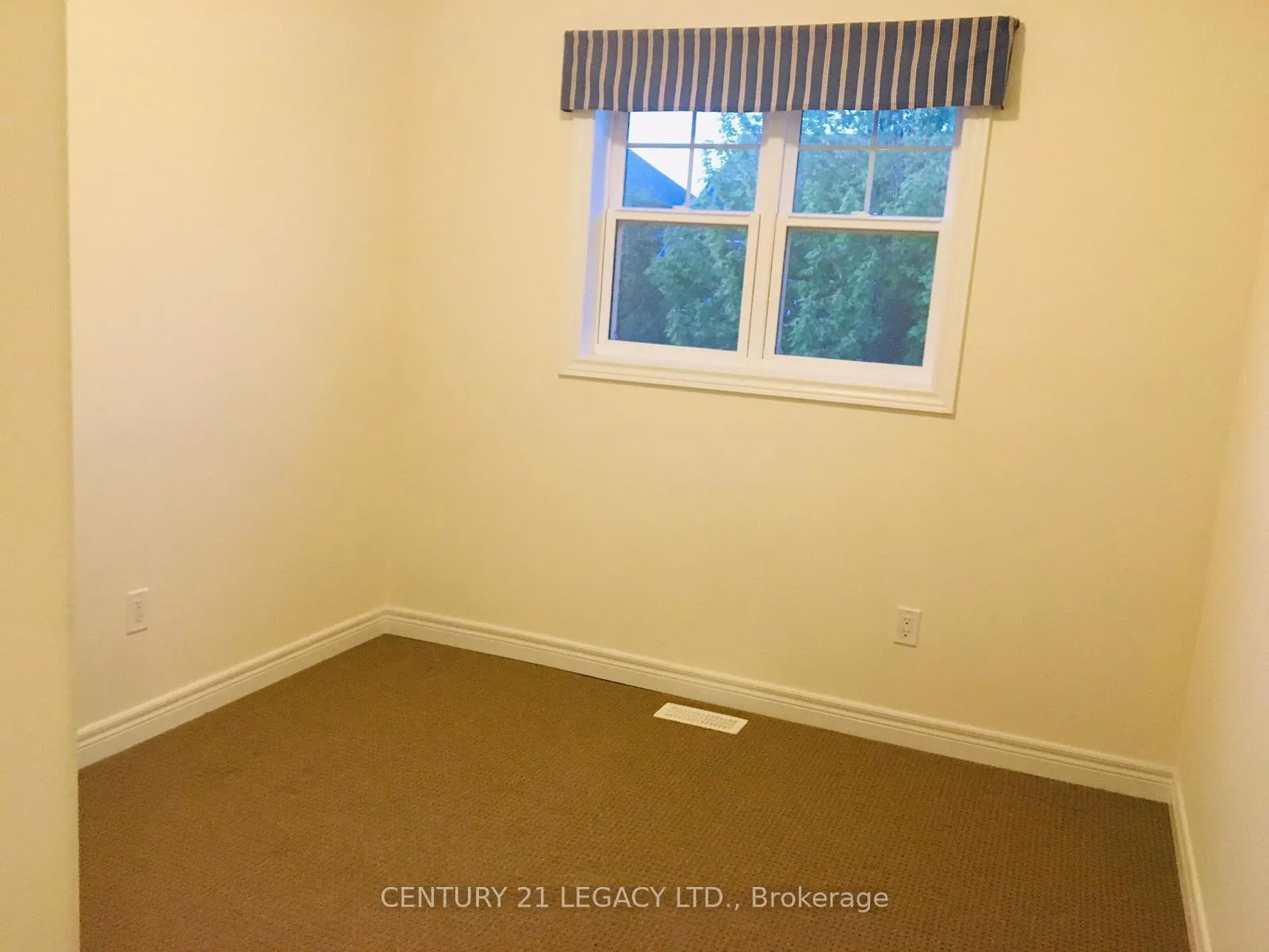 Photo 19 of 621 Grange Way, Peterborough, Northcrest Ward 5 — HOMEH