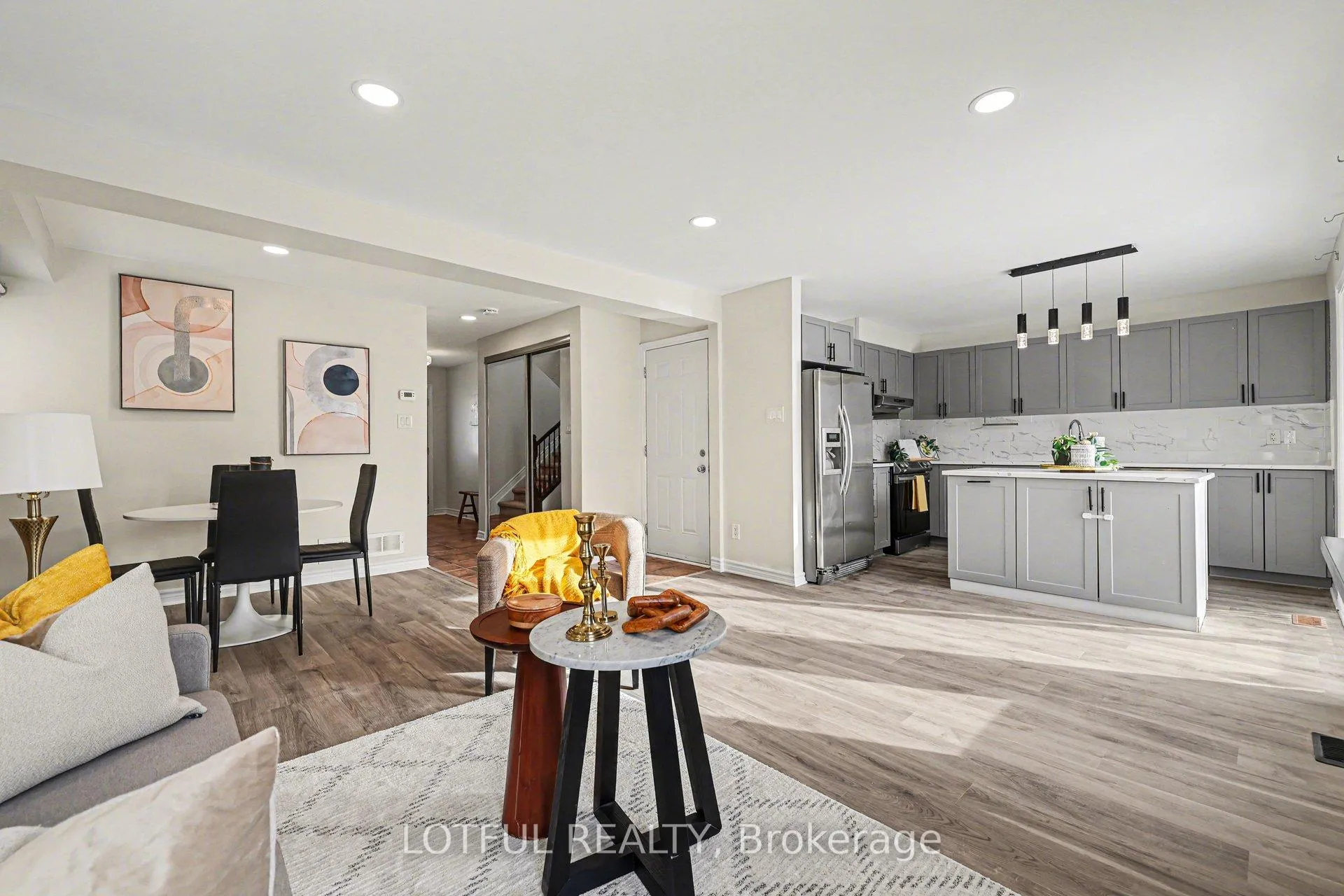 Photo 8 of 513 Paul Metivier Drive, Ottawa, Barrhaven - Strandherd — HOMEH