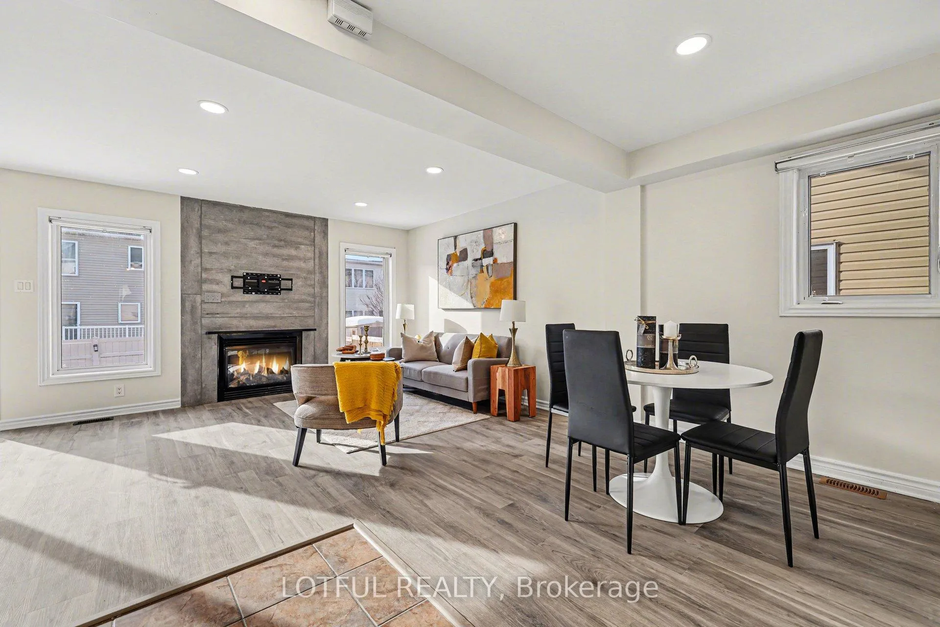 Photo 10 of 513 Paul Metivier Drive, Ottawa, Barrhaven - Strandherd — HOMEH