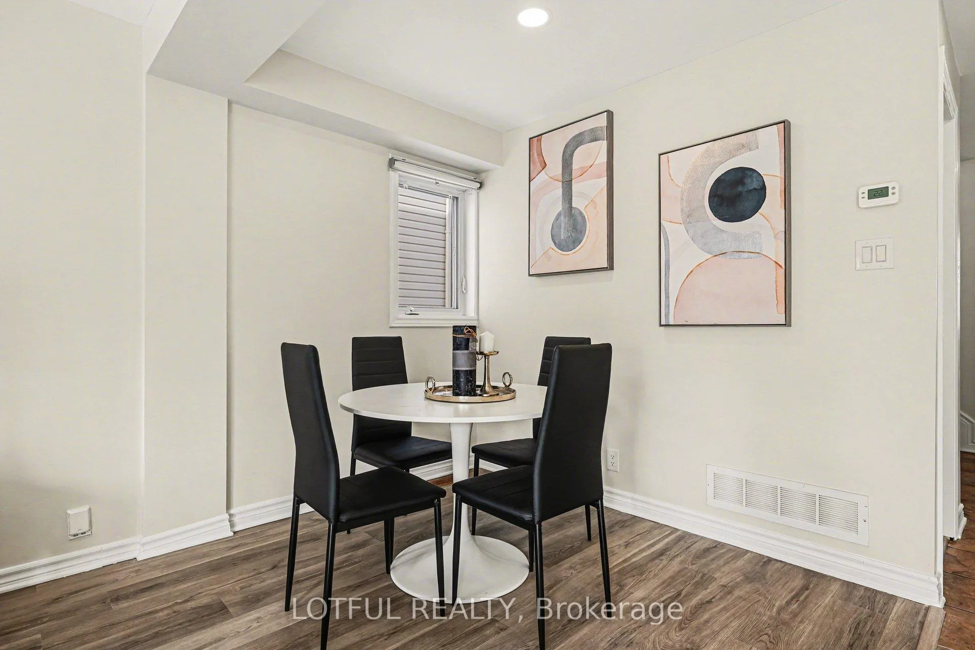 Photo 11 of 513 Paul Metivier Drive, Ottawa, Barrhaven - Strandherd — HOMEH