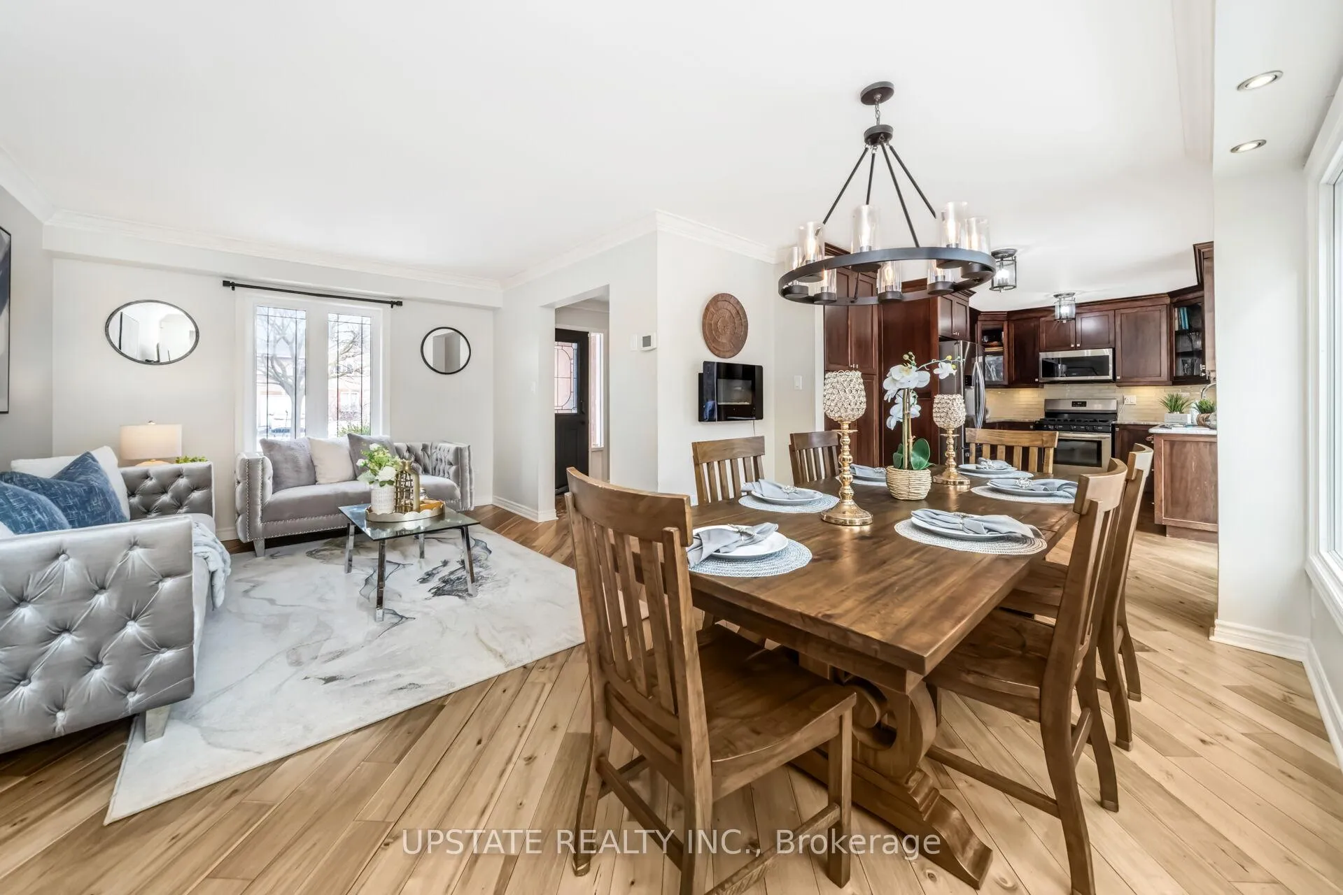 Photo 8 of 7 Birchway Place, Halton Hills, Acton — HOMEH