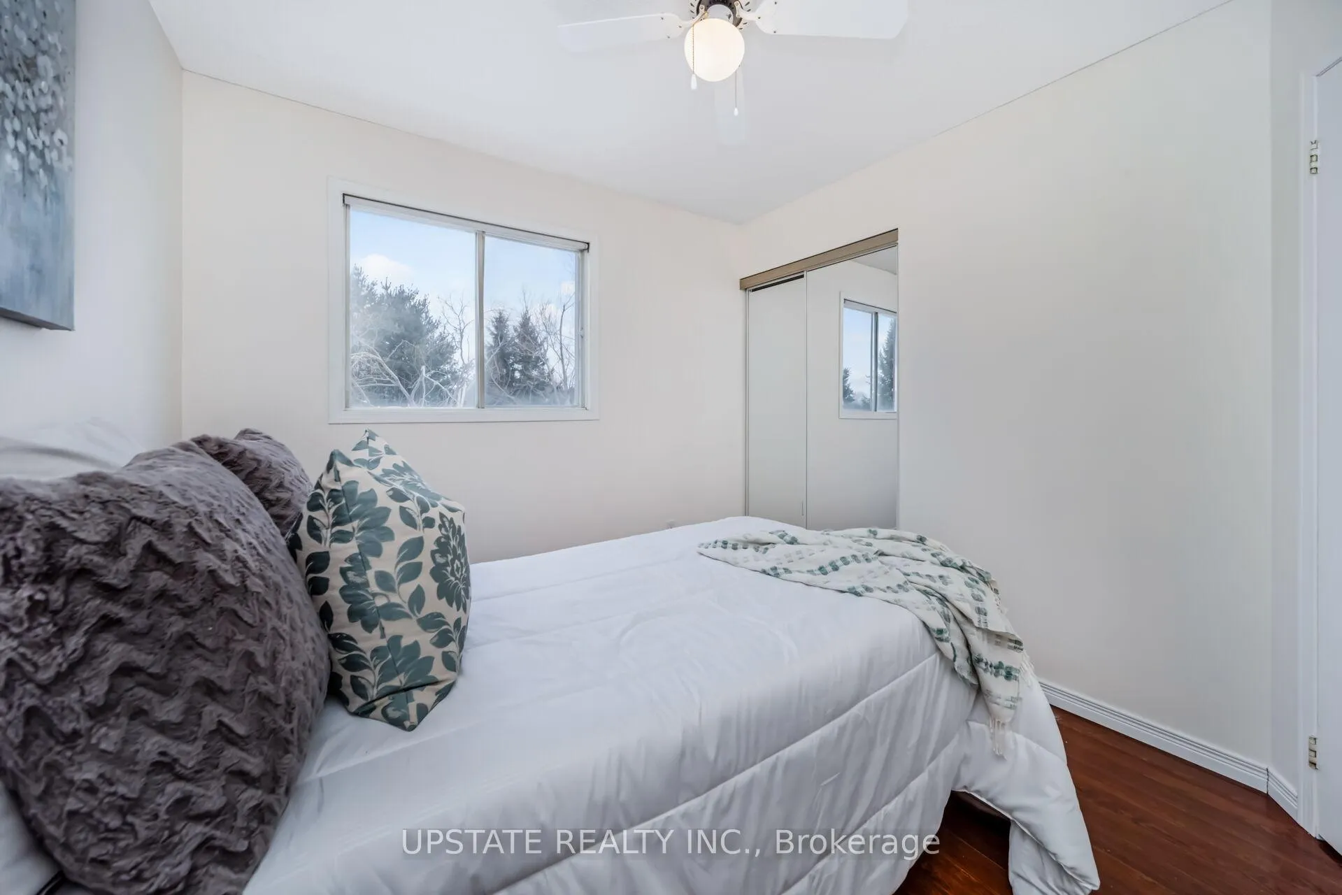 Photo 26 of 7 Birchway Place, Halton Hills, Acton — HOMEH