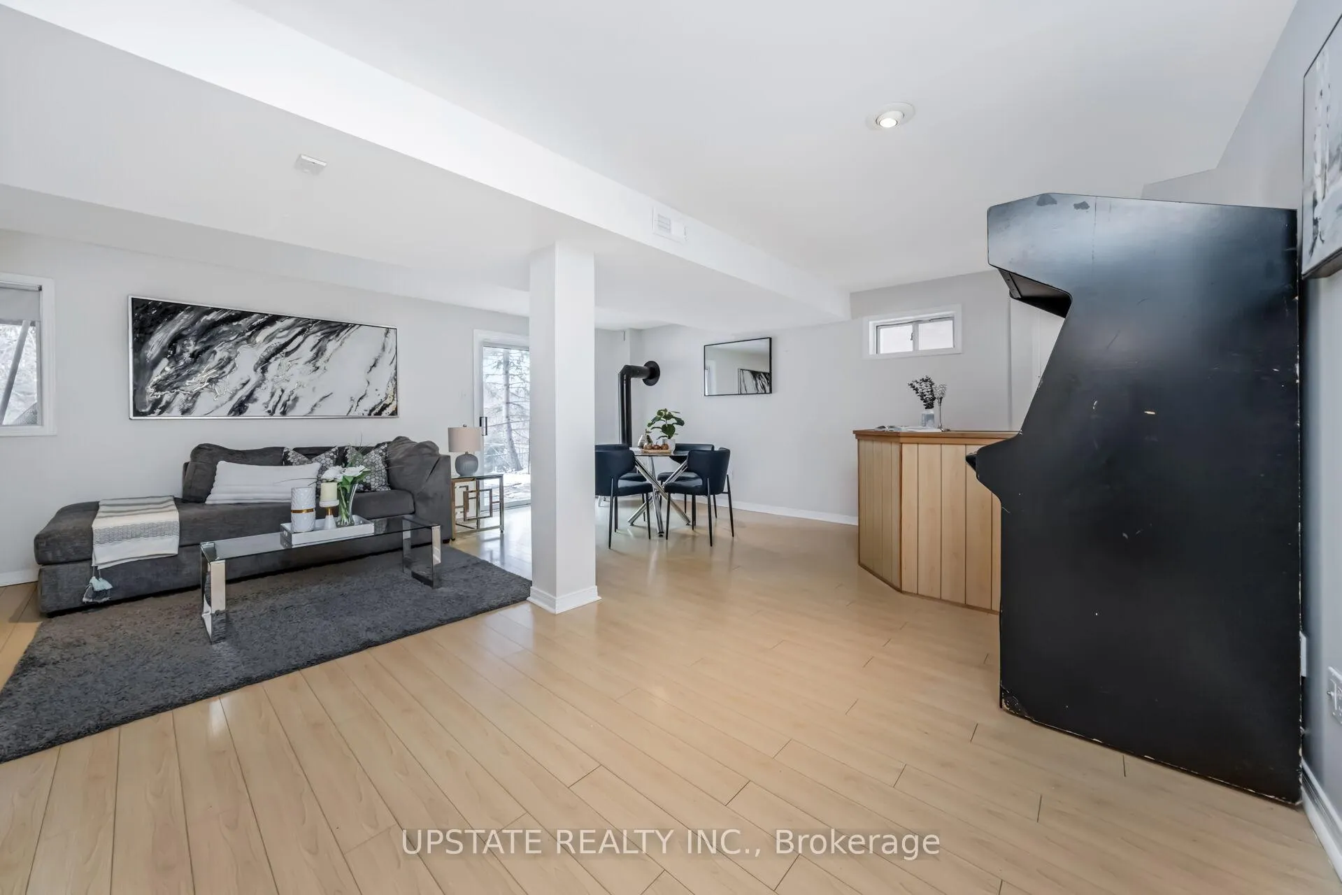 Photo 30 of 7 Birchway Place, Halton Hills, Acton — HOMEH