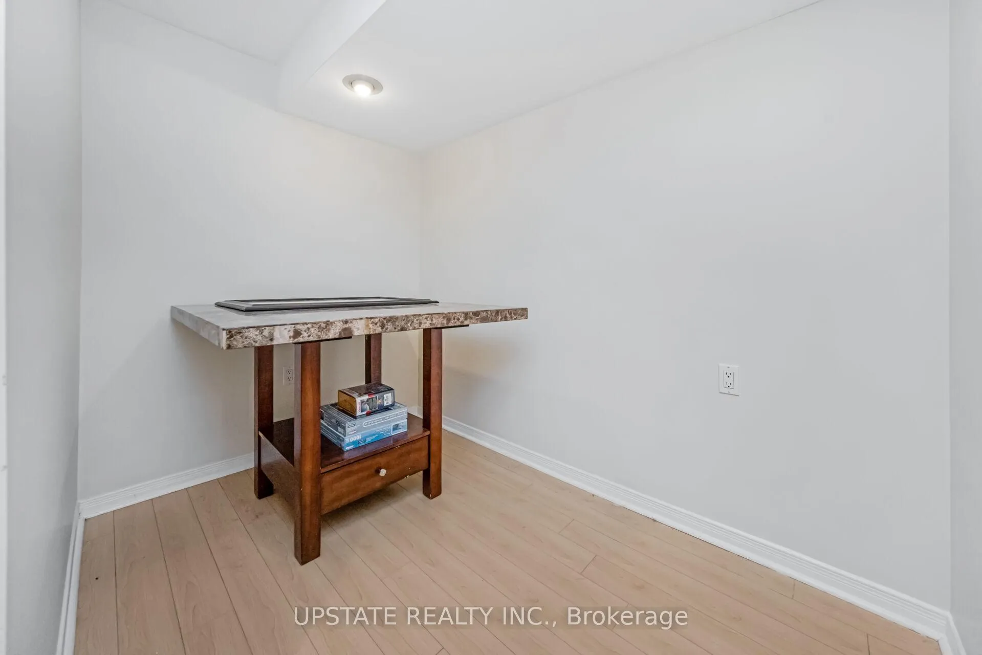 Photo 36 of 7 Birchway Place, Halton Hills, Acton — HOMEH