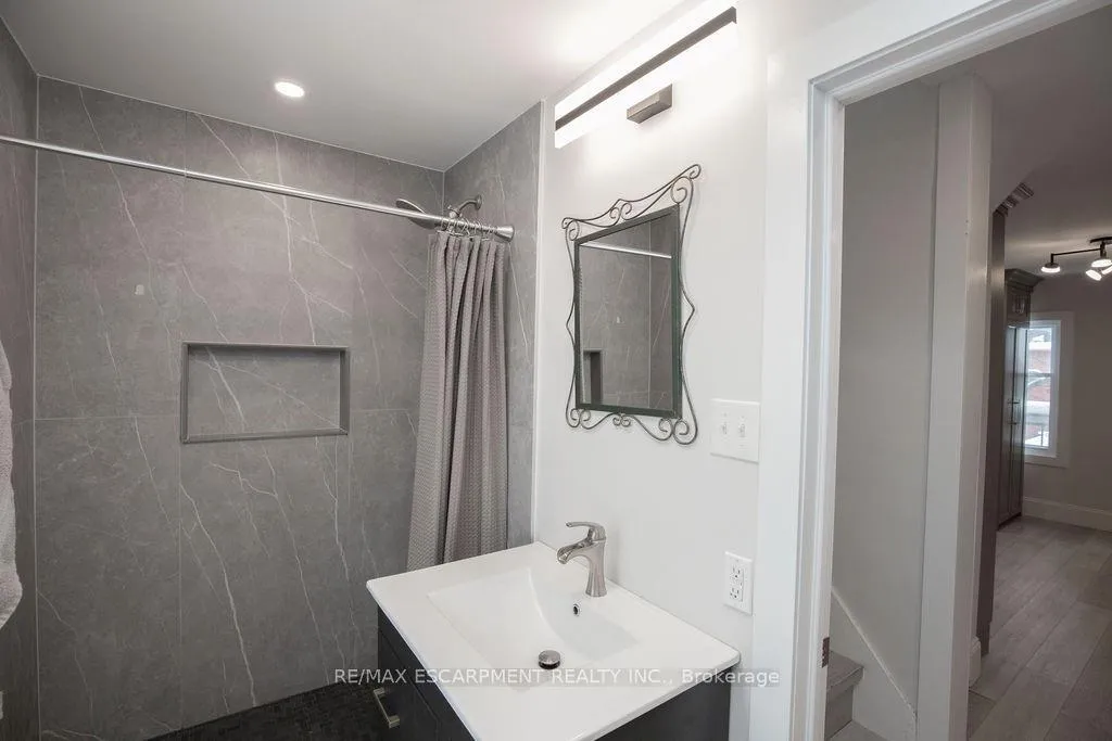 Photo 33 of Unit 2, 22 Prospect Street S, Hamilton, Stipley — HOMEH