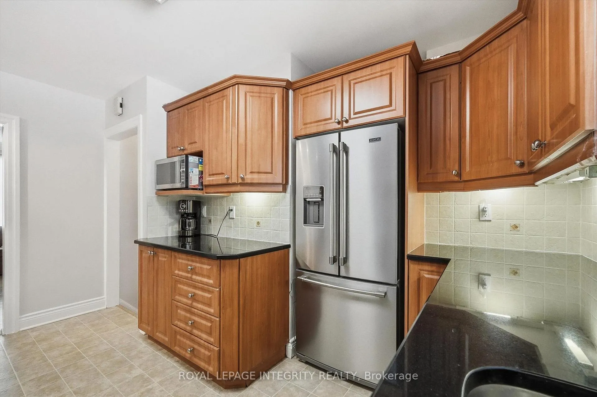 Photo 12 of 39 Appleford Street, Ottawa, Cardinal Heights — HOMEH