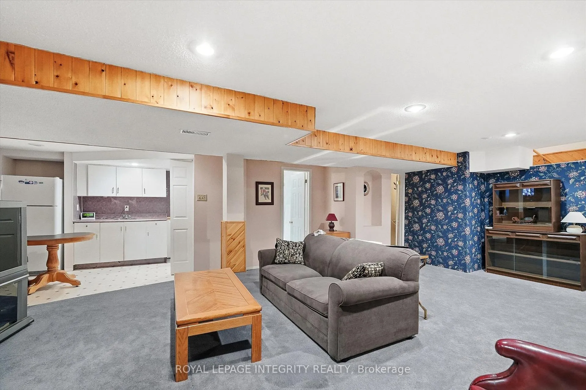 Photo 24 of 39 Appleford Street, Ottawa, Cardinal Heights — HOMEH