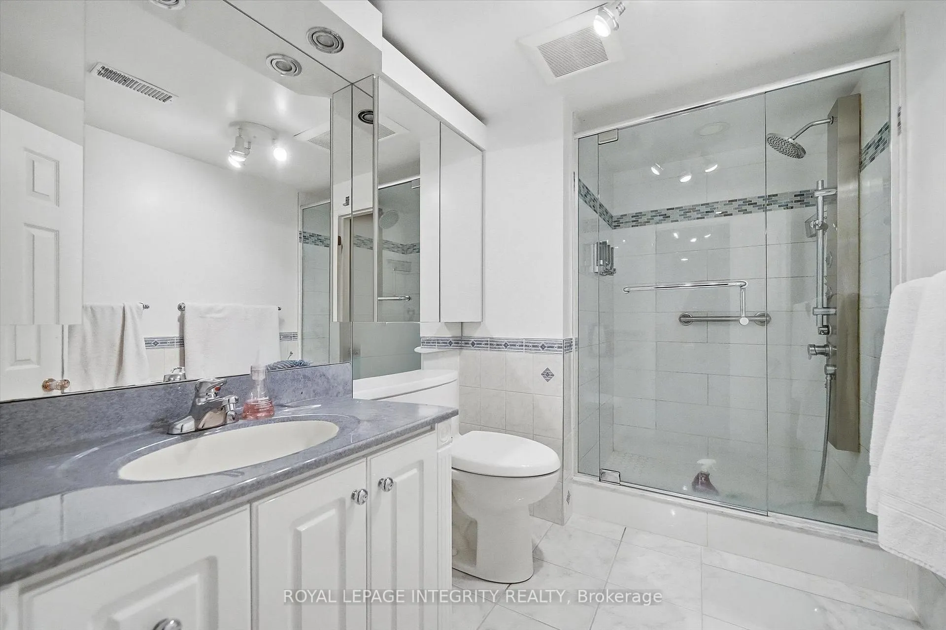 Photo 28 of 39 Appleford Street, Ottawa, Cardinal Heights — HOMEH