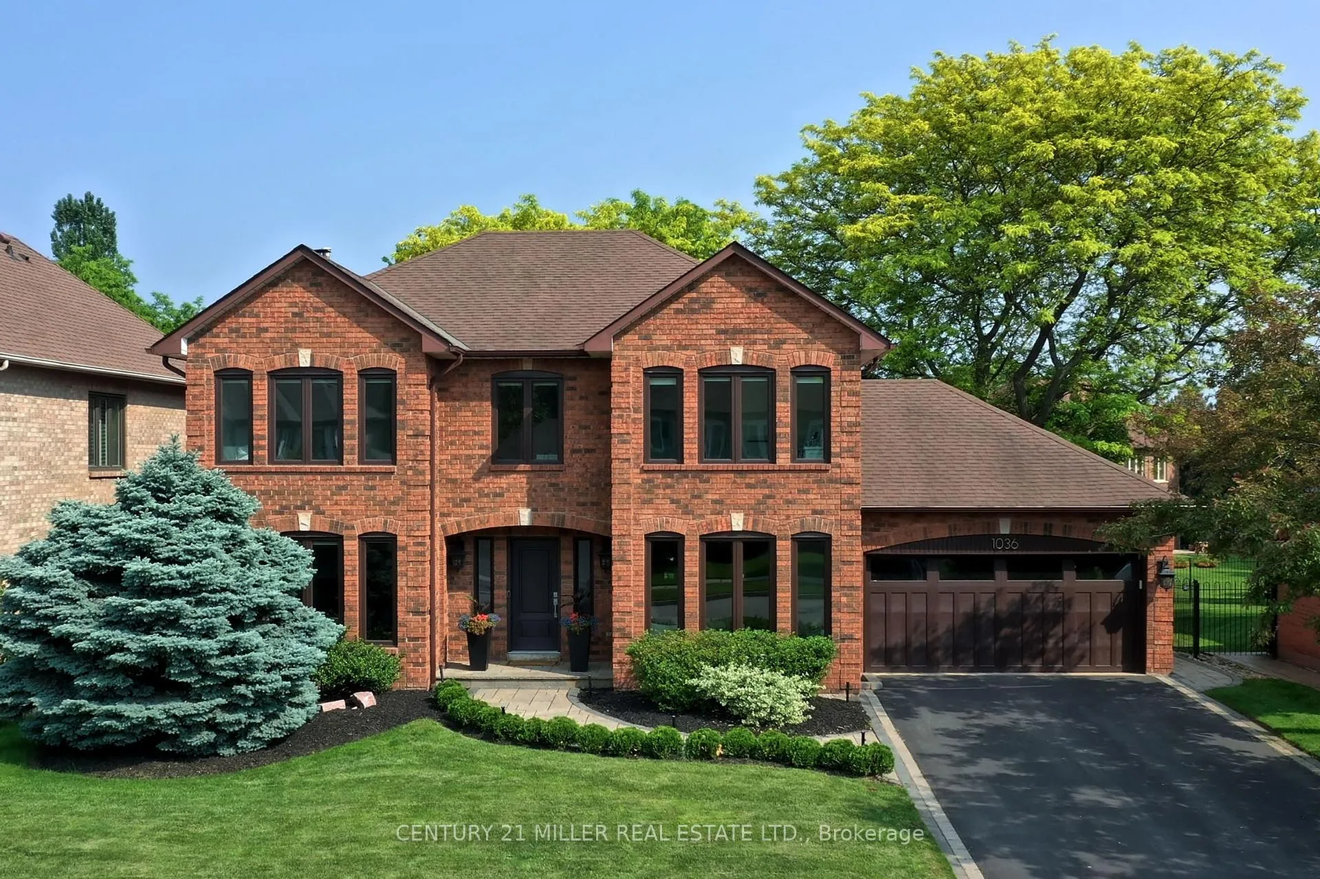 Photo 1 of 1036 Masters Green, Oakville, Glen Abbey — HOMEH