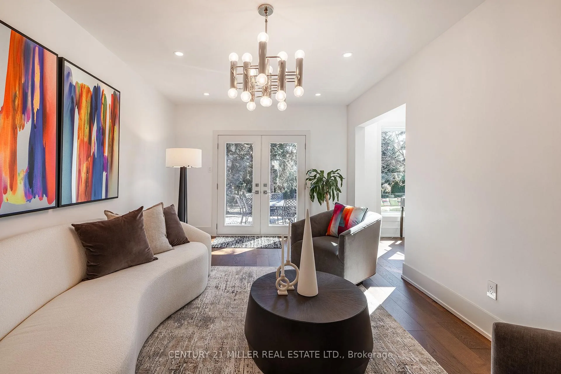 Photo 6 of 1036 Masters Green, Oakville, Glen Abbey — HOMEH