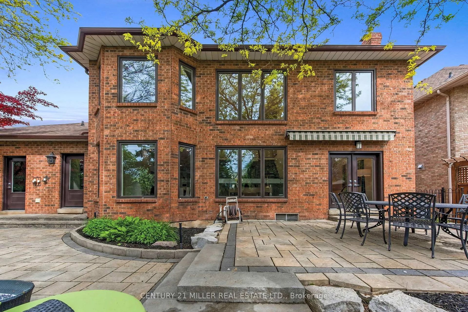 Photo 31 of 1036 Masters Green, Oakville, Glen Abbey — HOMEH