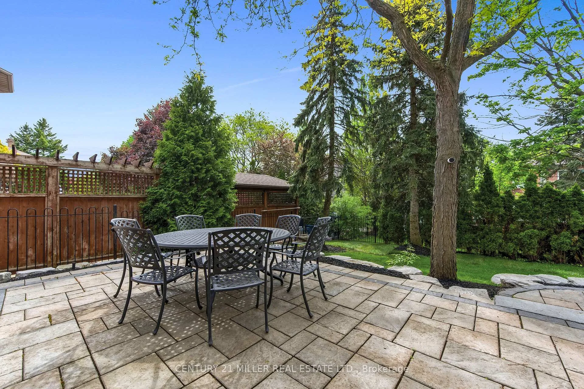 Photo 34 of 1036 Masters Green, Oakville, Glen Abbey — HOMEH