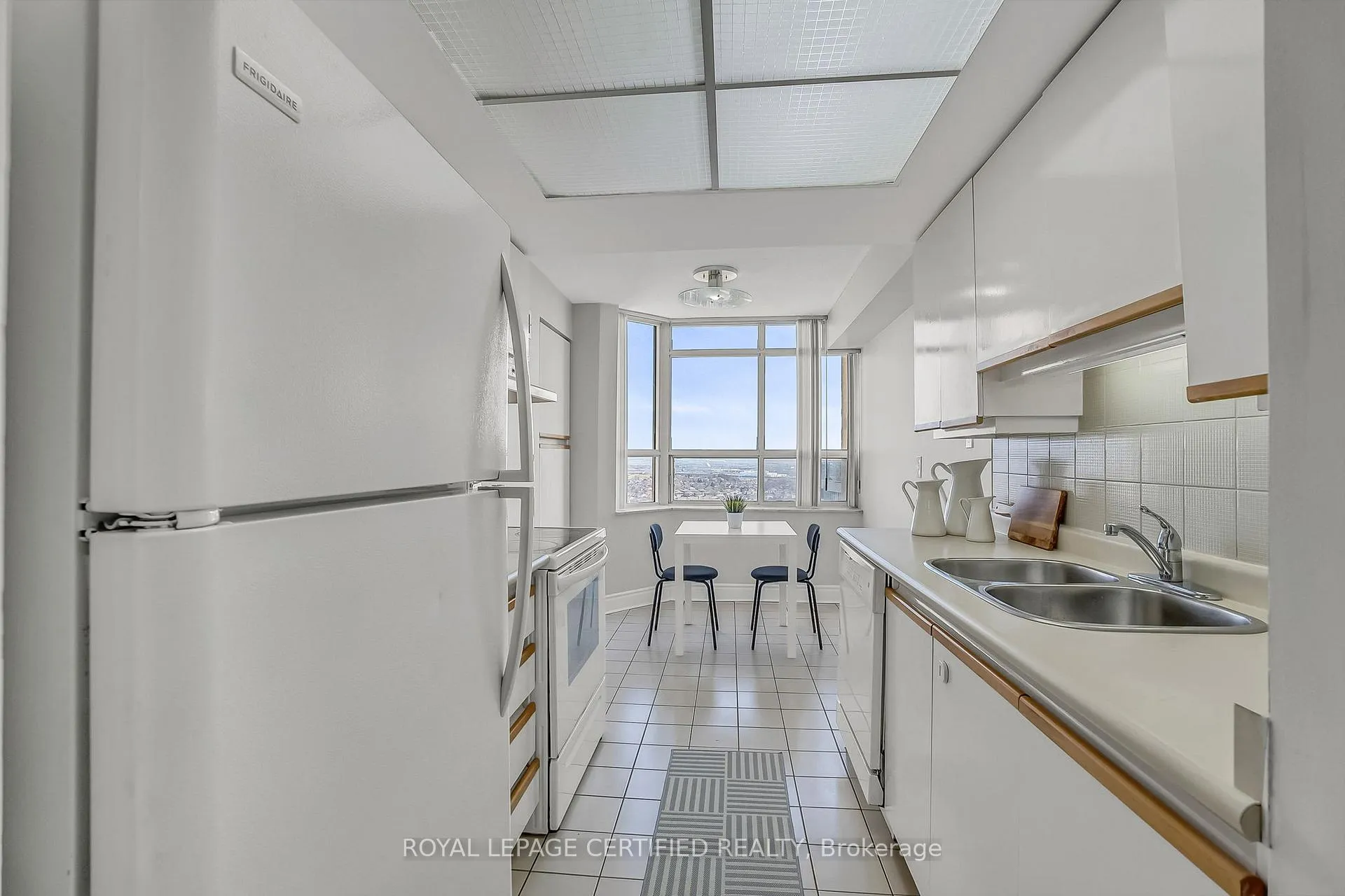 Photo 9 of Unit 2101, 30 Malta Avenue, Brampton, Fletcher's Creek South — HOMEH