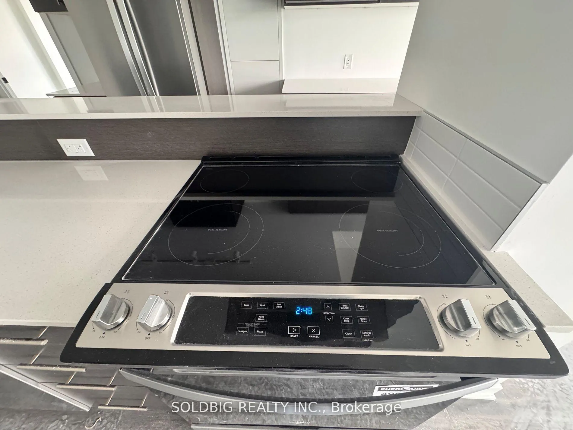 Photo 33 of Unit 917, 2782 Barton Street E, Hamilton, Riverdale — HOMEH