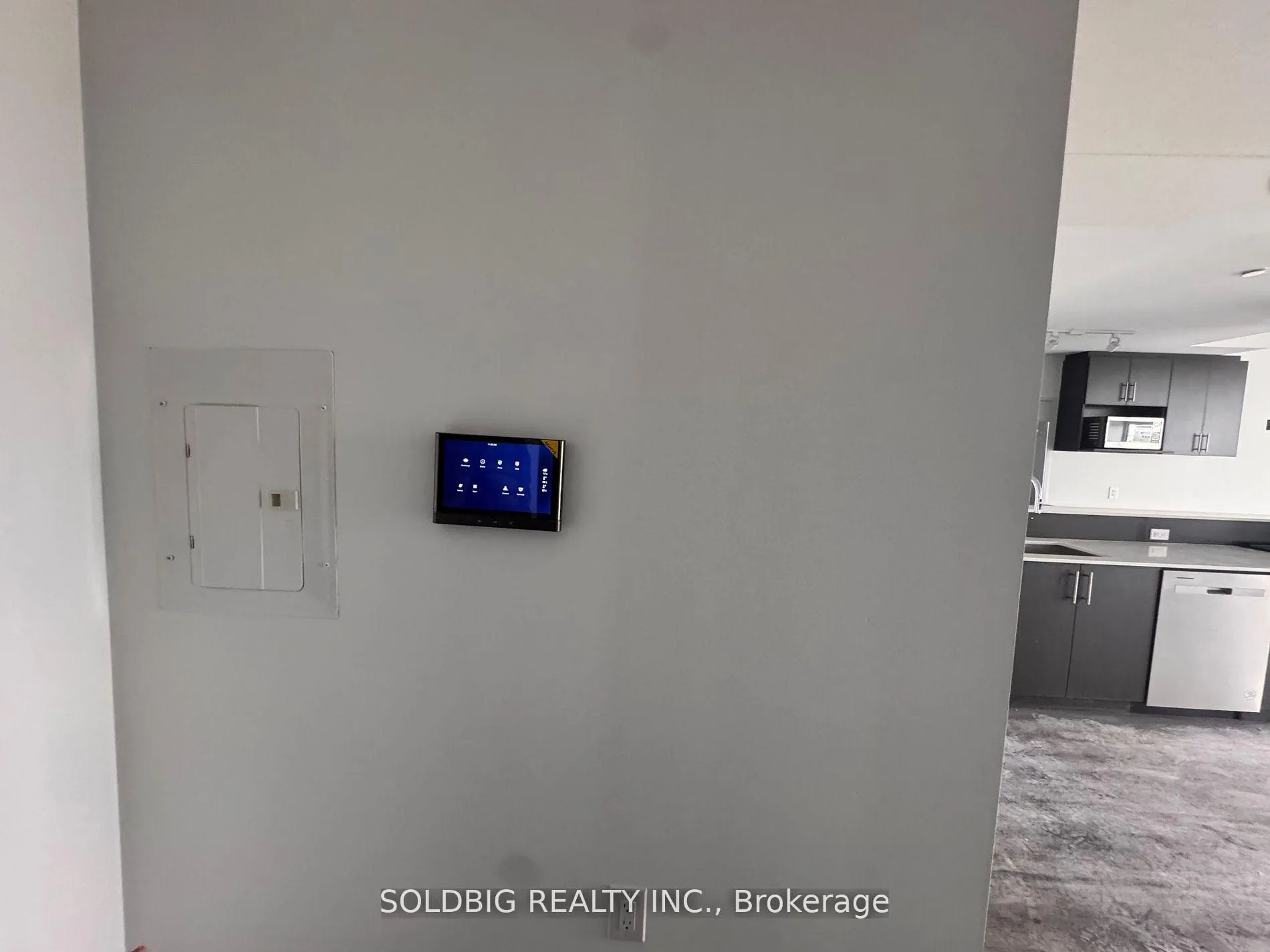 Photo 34 of Unit 917, 2782 Barton Street E, Hamilton, Riverdale — HOMEH