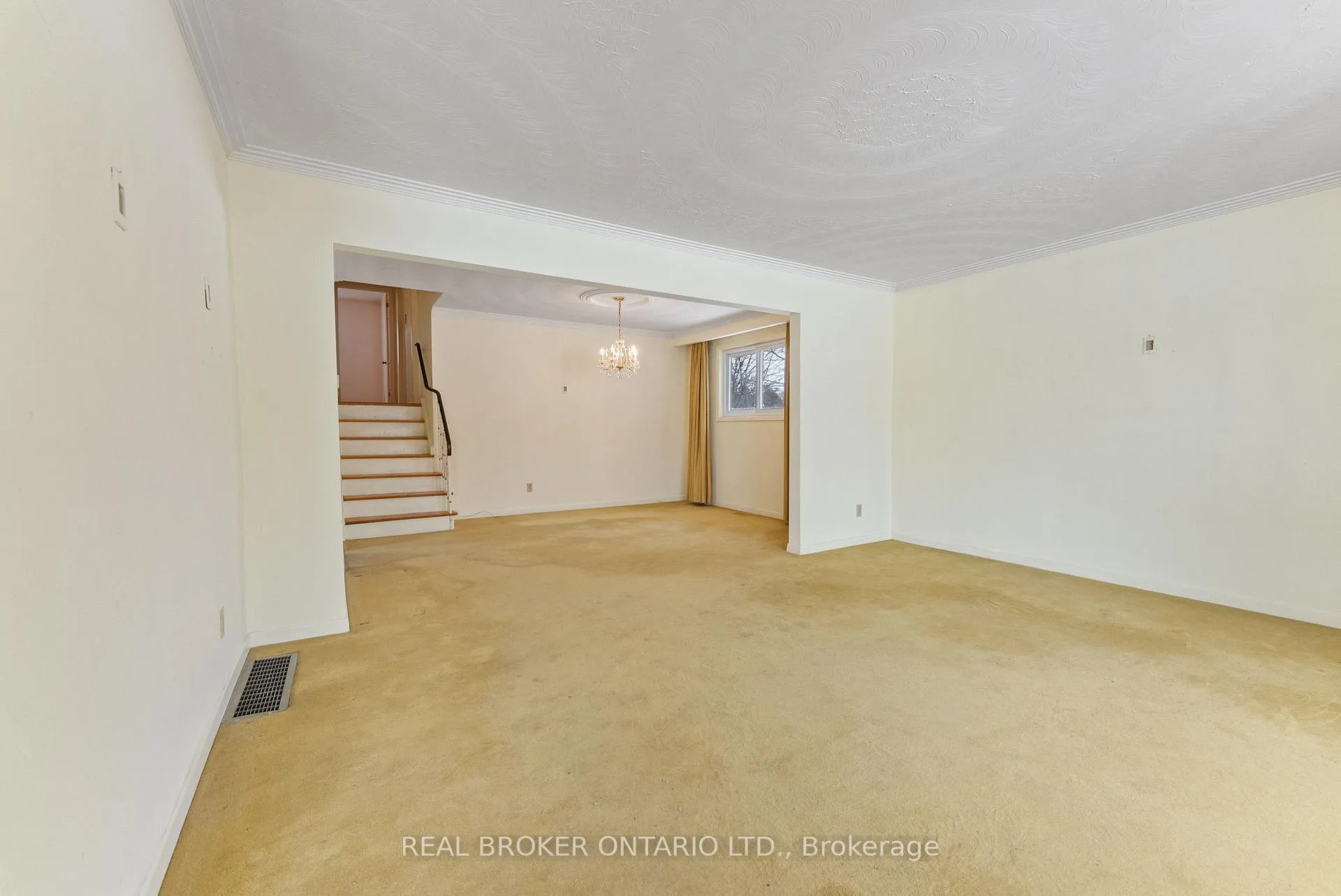 Photo 8 of 5 Joseph Street, Uxbridge — HOMEH