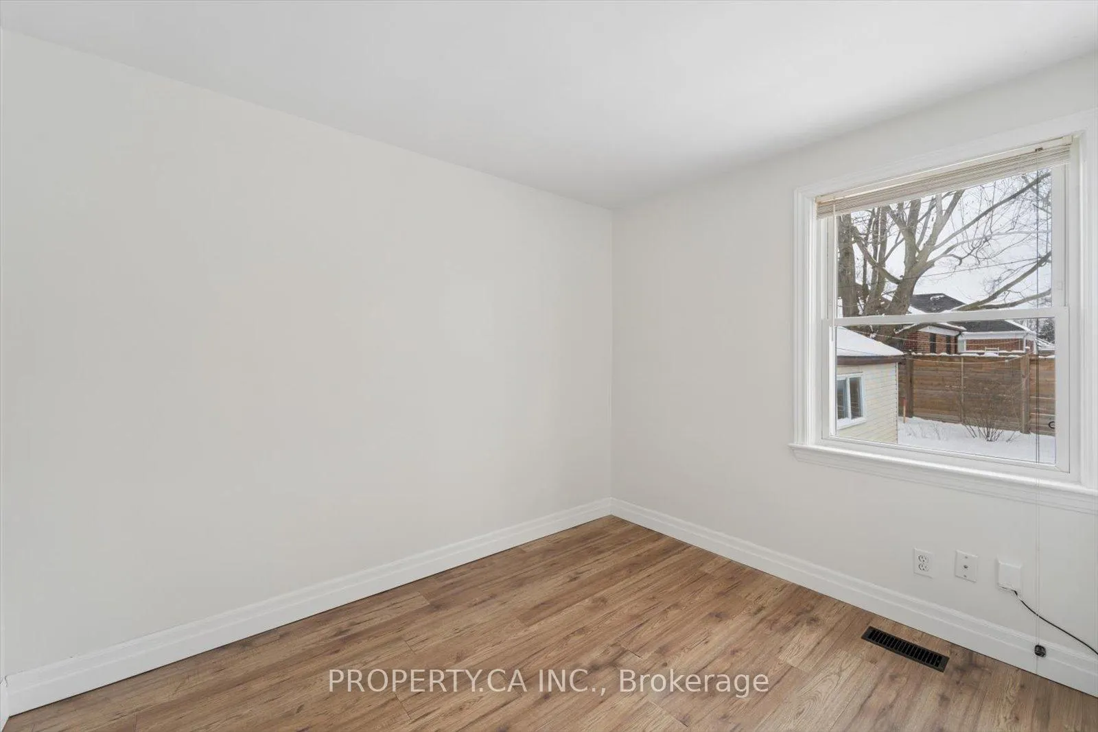 Photo 14 of 606 St Catherine Street, Peterborough, Otonabee Ward 1 — HOMEH