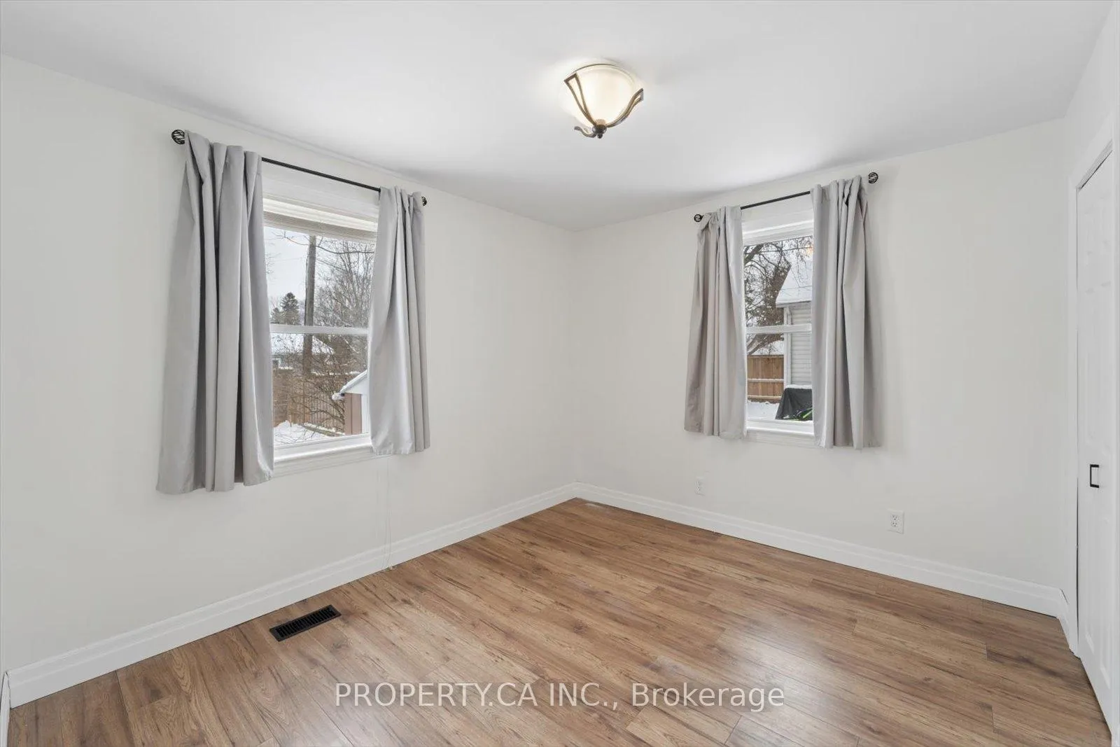 Photo 17 of 606 St Catherine Street, Peterborough, Otonabee Ward 1 — HOMEH