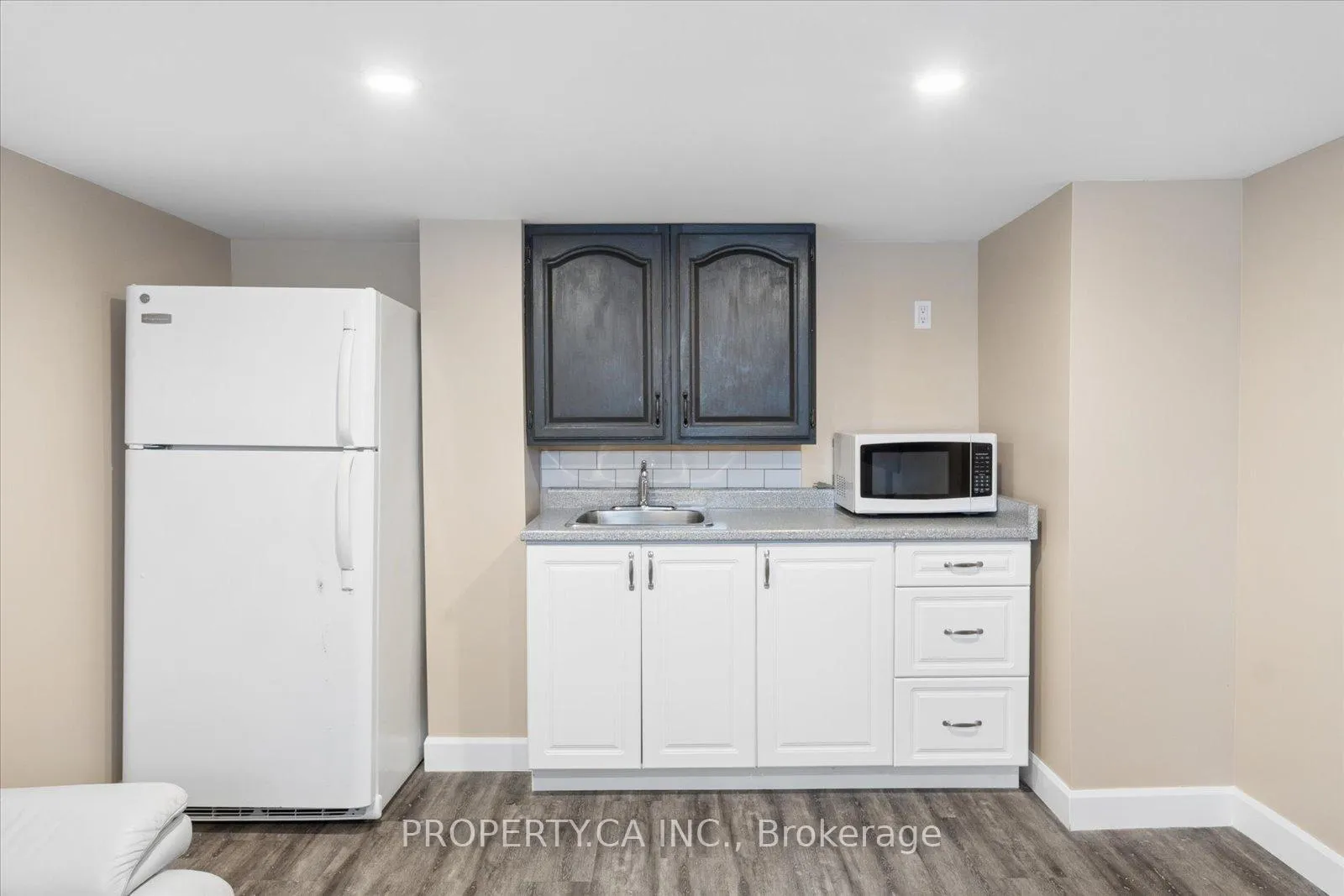 Photo 23 of 606 St Catherine Street, Peterborough, Otonabee Ward 1 — HOMEH