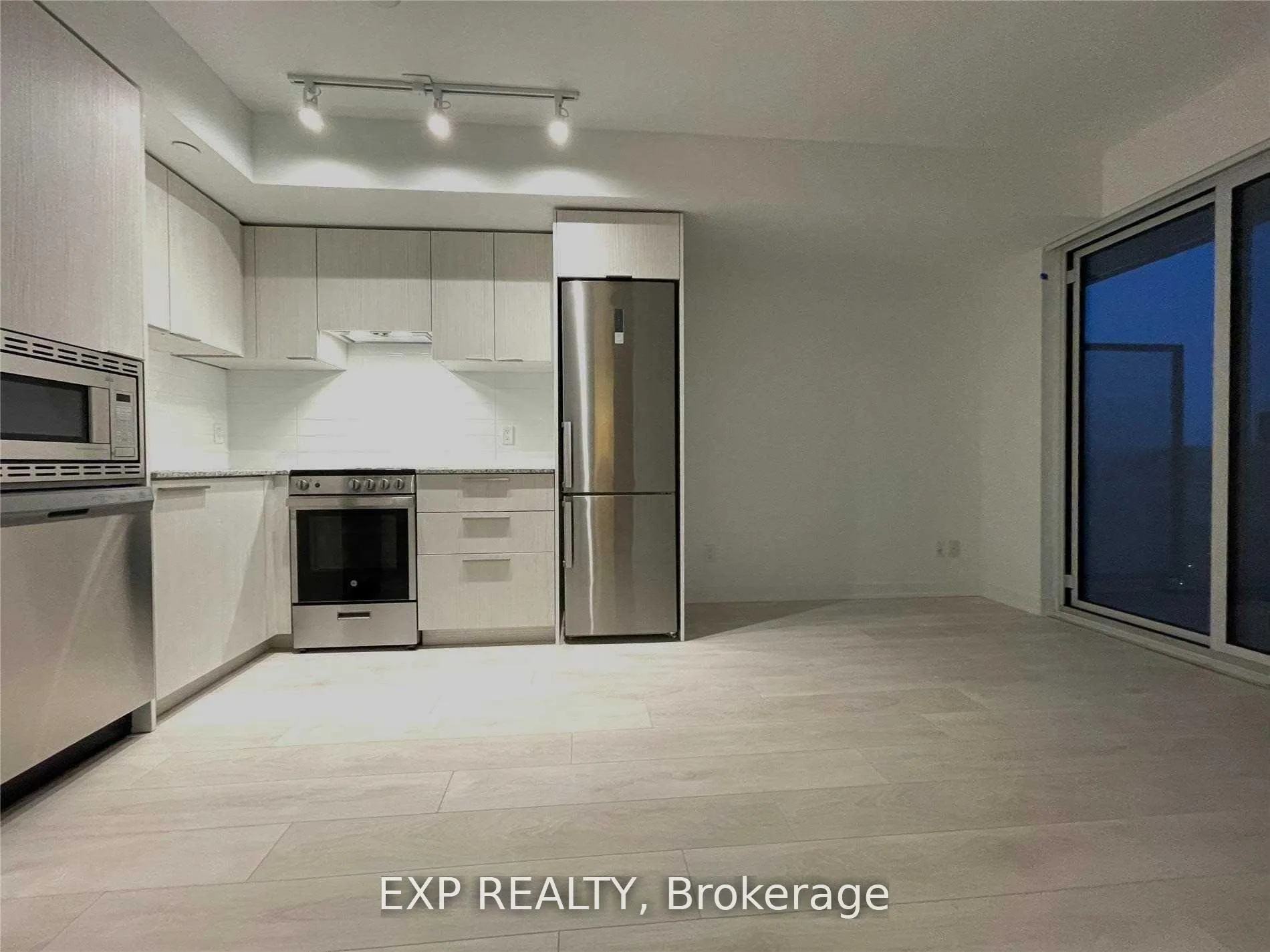 Photo 8 of Unit 1408, 501 Yonge Street, Toronto, Church-Yonge Corridor — HOMEH