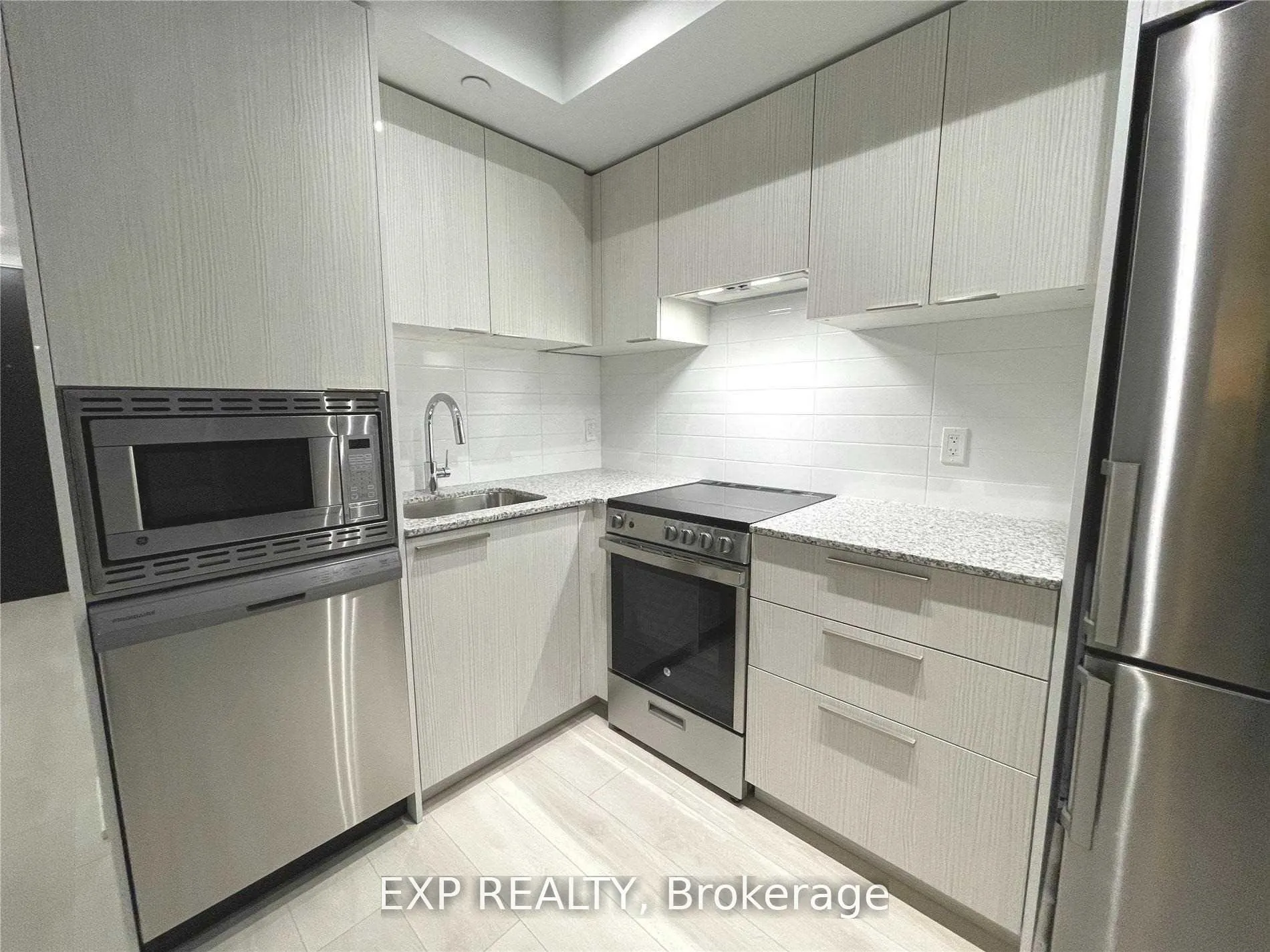 Photo 11 of Unit 1408, 501 Yonge Street, Toronto, Church-Yonge Corridor — HOMEH