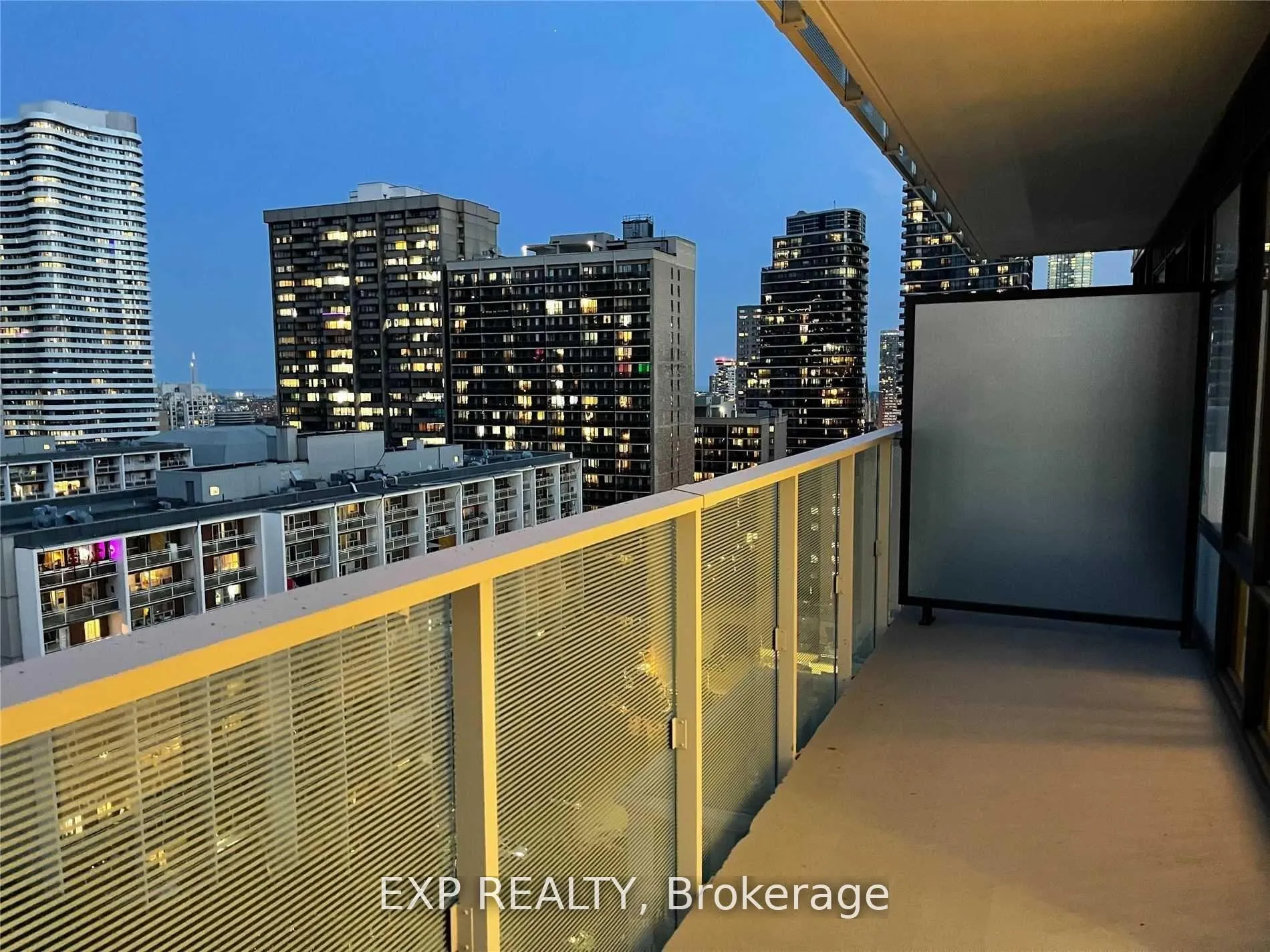 Photo 14 of Unit 1408, 501 Yonge Street, Toronto, Church-Yonge Corridor — HOMEH
