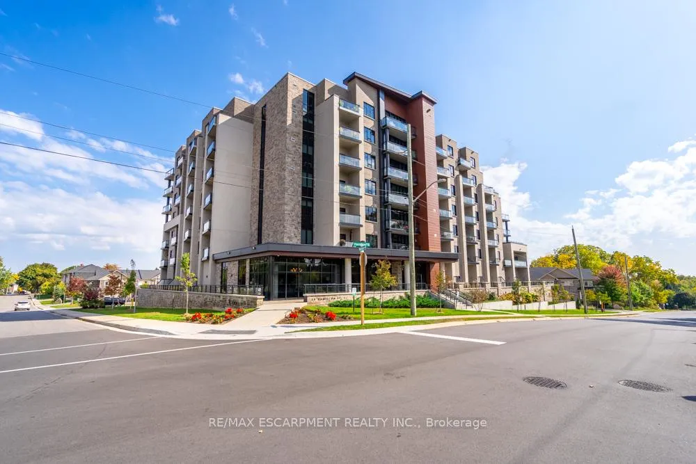 Front of Unit 213, 30 Hamilton Street S