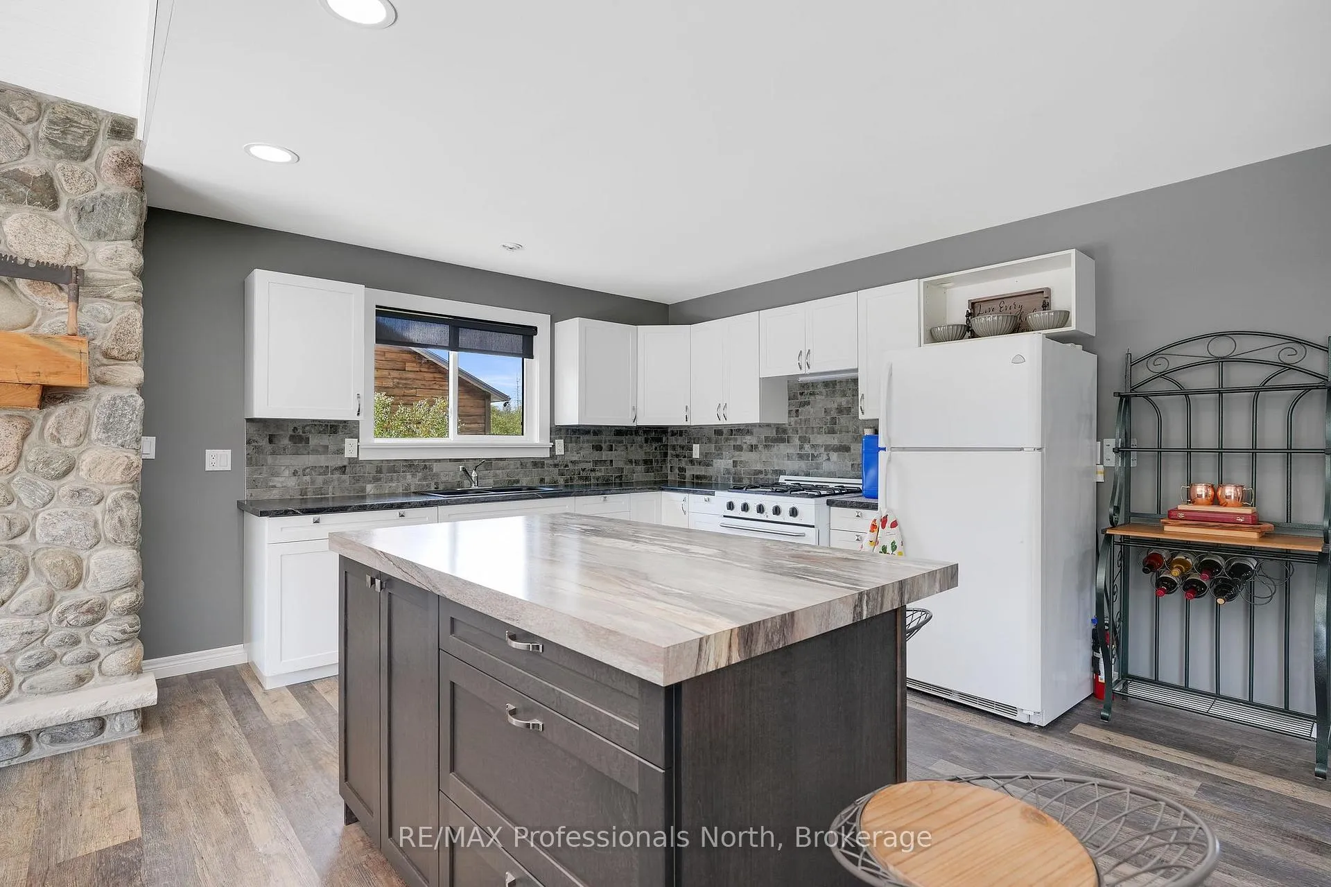 Photo 34 of 939 Springhill Road, Ryerson — HOMEH