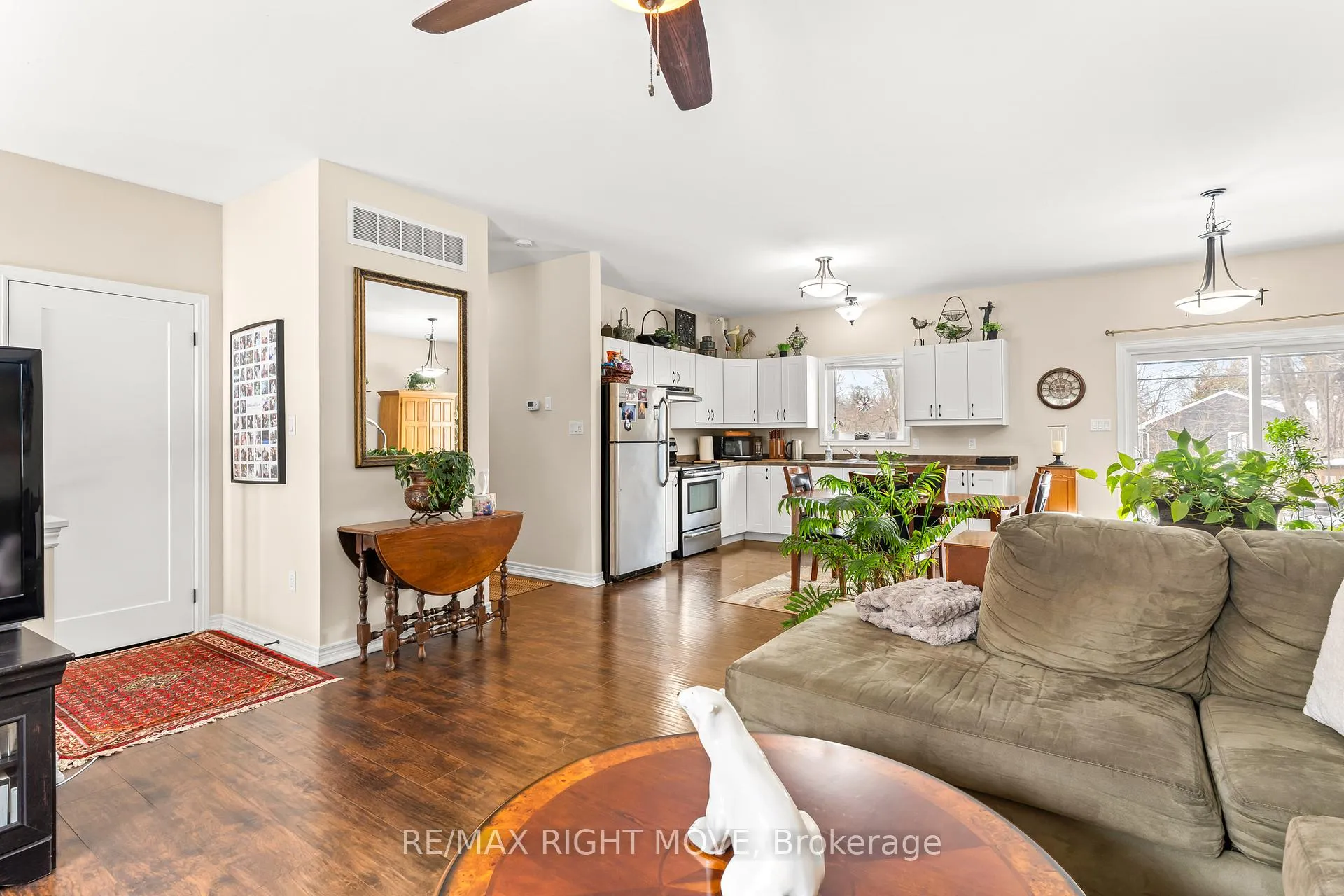 Photo 8 of 104 Ethel Park Road, Brock, Beaverton — HOMEH