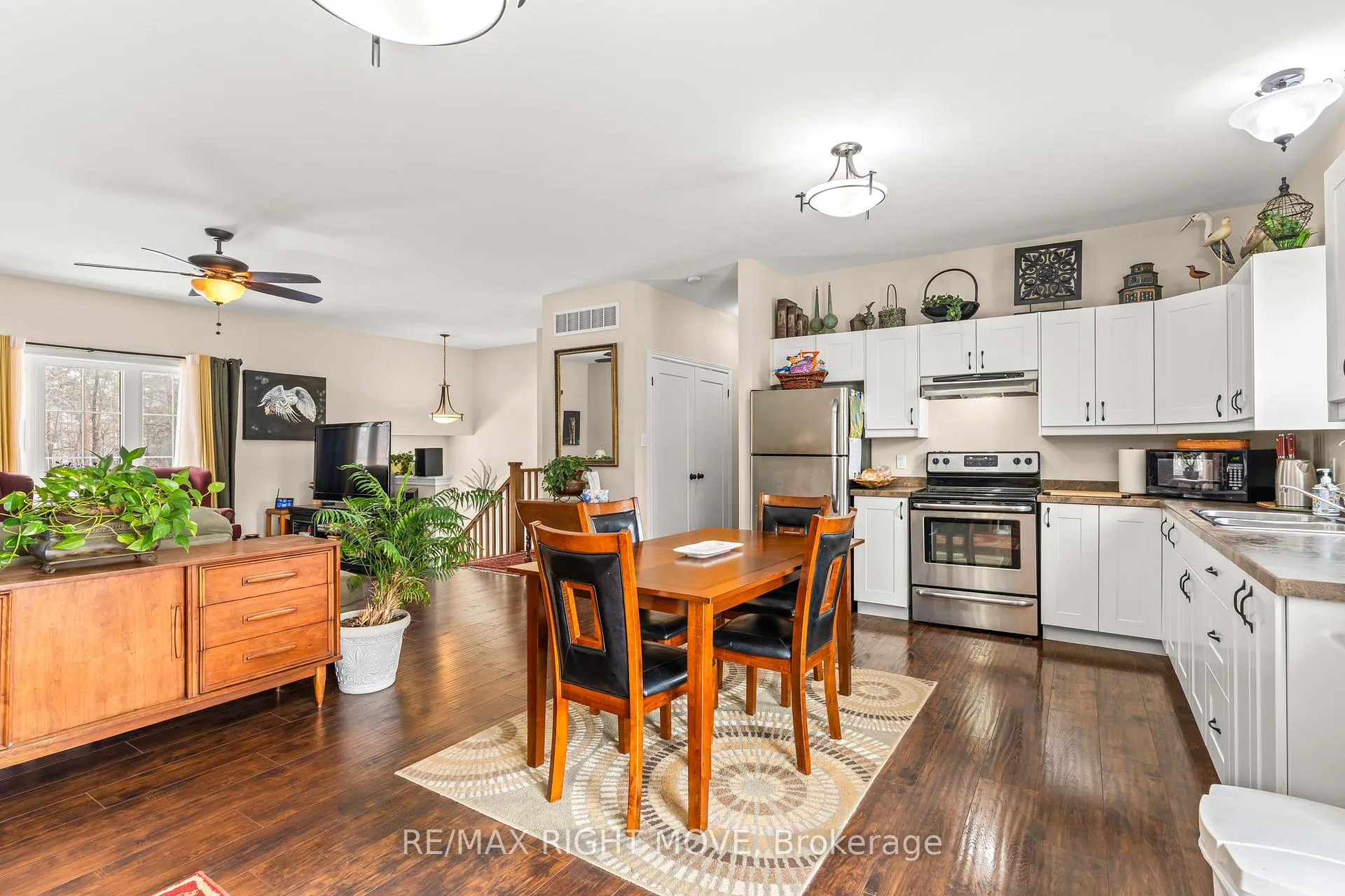 Photo 12 of 104 Ethel Park Road, Brock, Beaverton — HOMEH