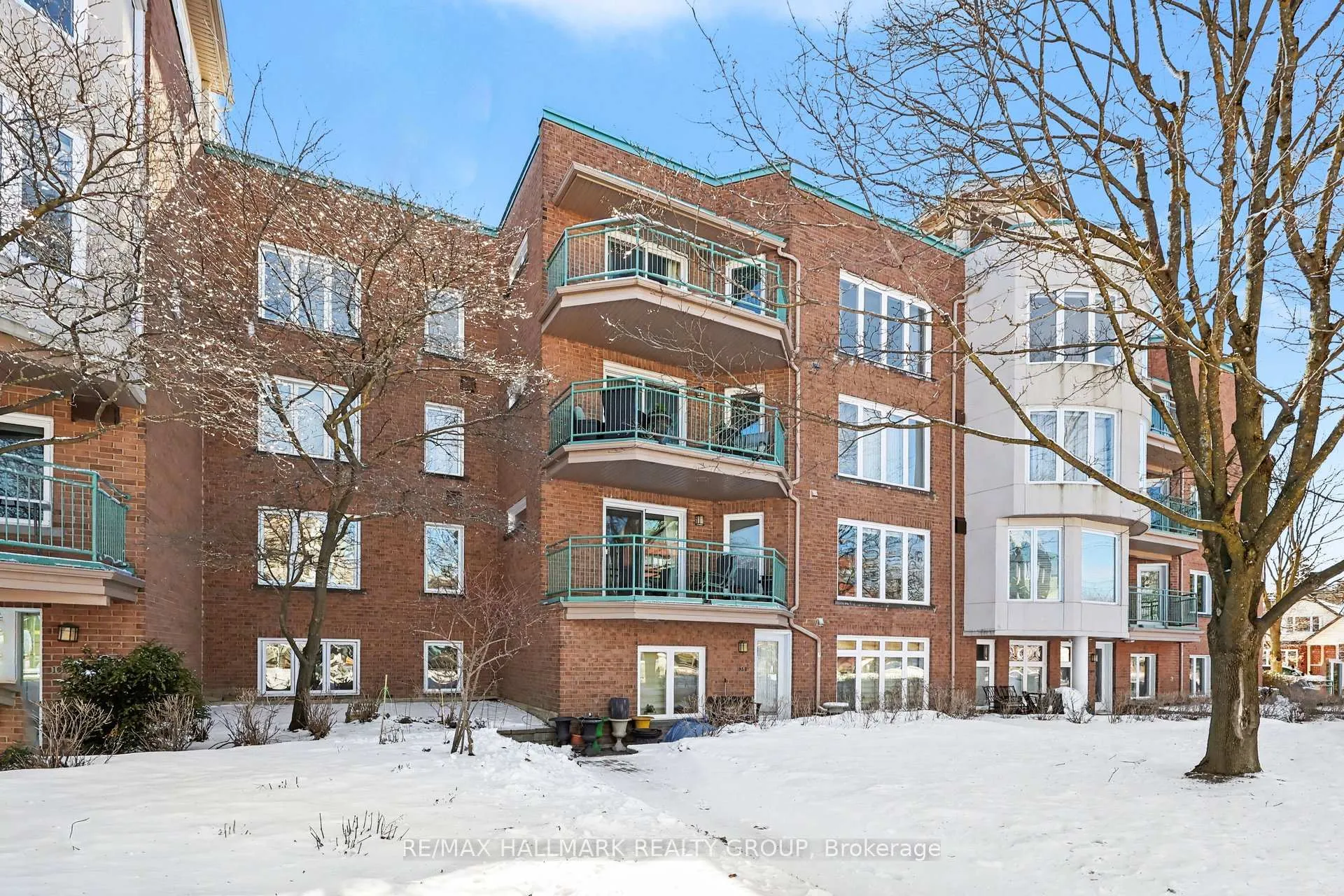 Photo 2 of Unit 301B, 995 North River Road, Ottawa, Overbrook — HOMEH