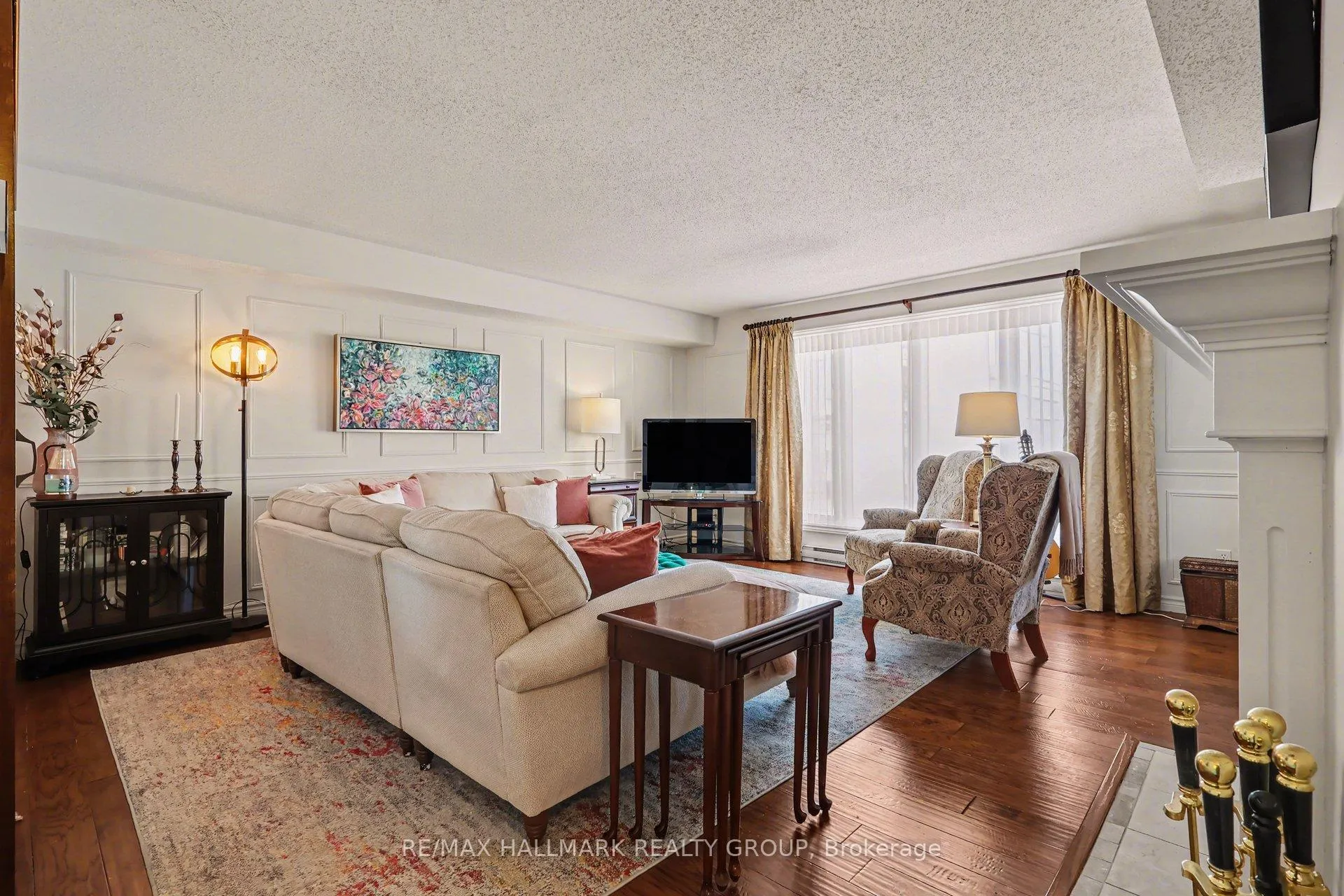 Photo 5 of Unit 301B, 995 North River Road, Ottawa, Overbrook — HOMEH