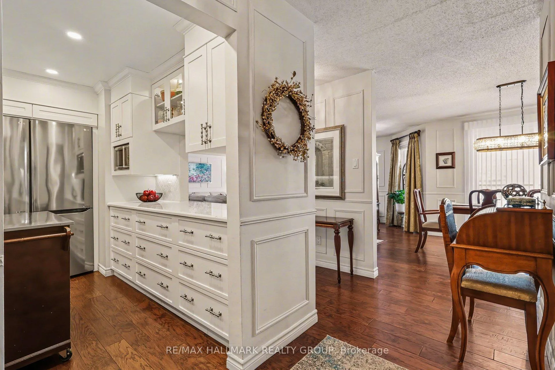 Photo 12 of Unit 301B, 995 North River Road, Ottawa, Overbrook — HOMEH