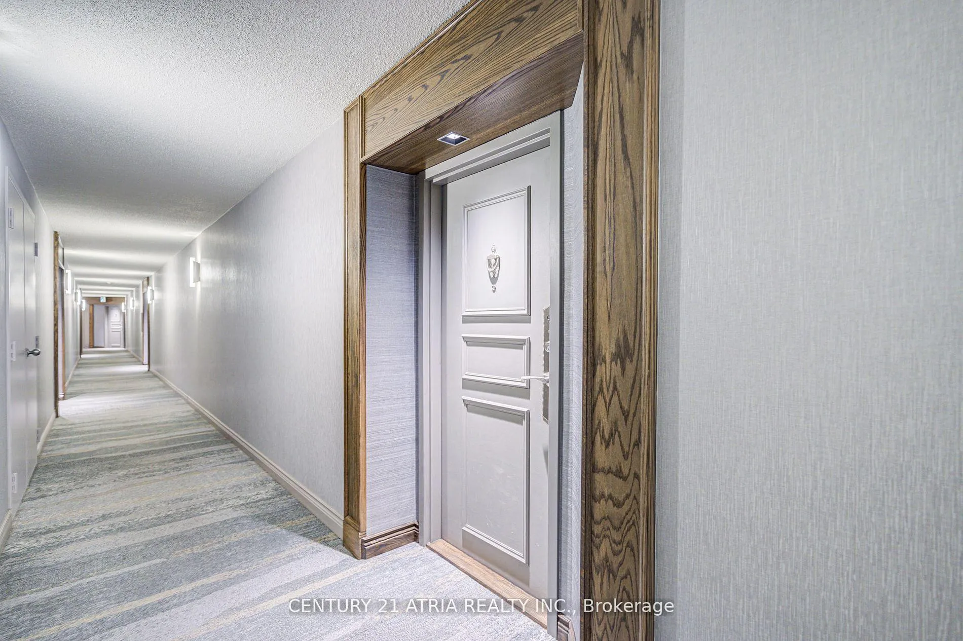 Photo 10 of Unit 909, 120 Promenade Circle, Vaughan, Brownridge — HOMEH