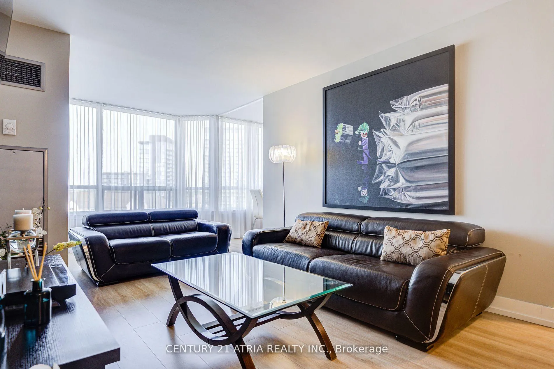Photo 16 of Unit 909, 120 Promenade Circle, Vaughan, Brownridge — HOMEH