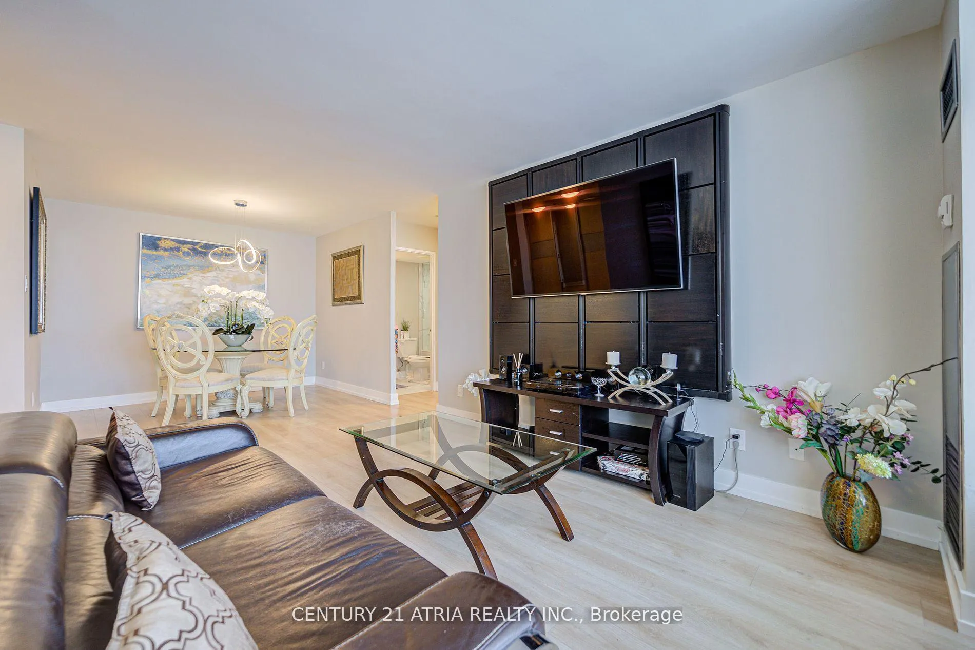 Photo 17 of Unit 909, 120 Promenade Circle, Vaughan, Brownridge — HOMEH