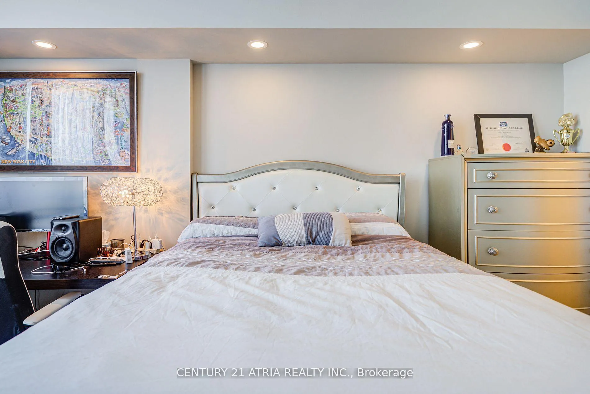 Photo 30 of Unit 909, 120 Promenade Circle, Vaughan, Brownridge — HOMEH