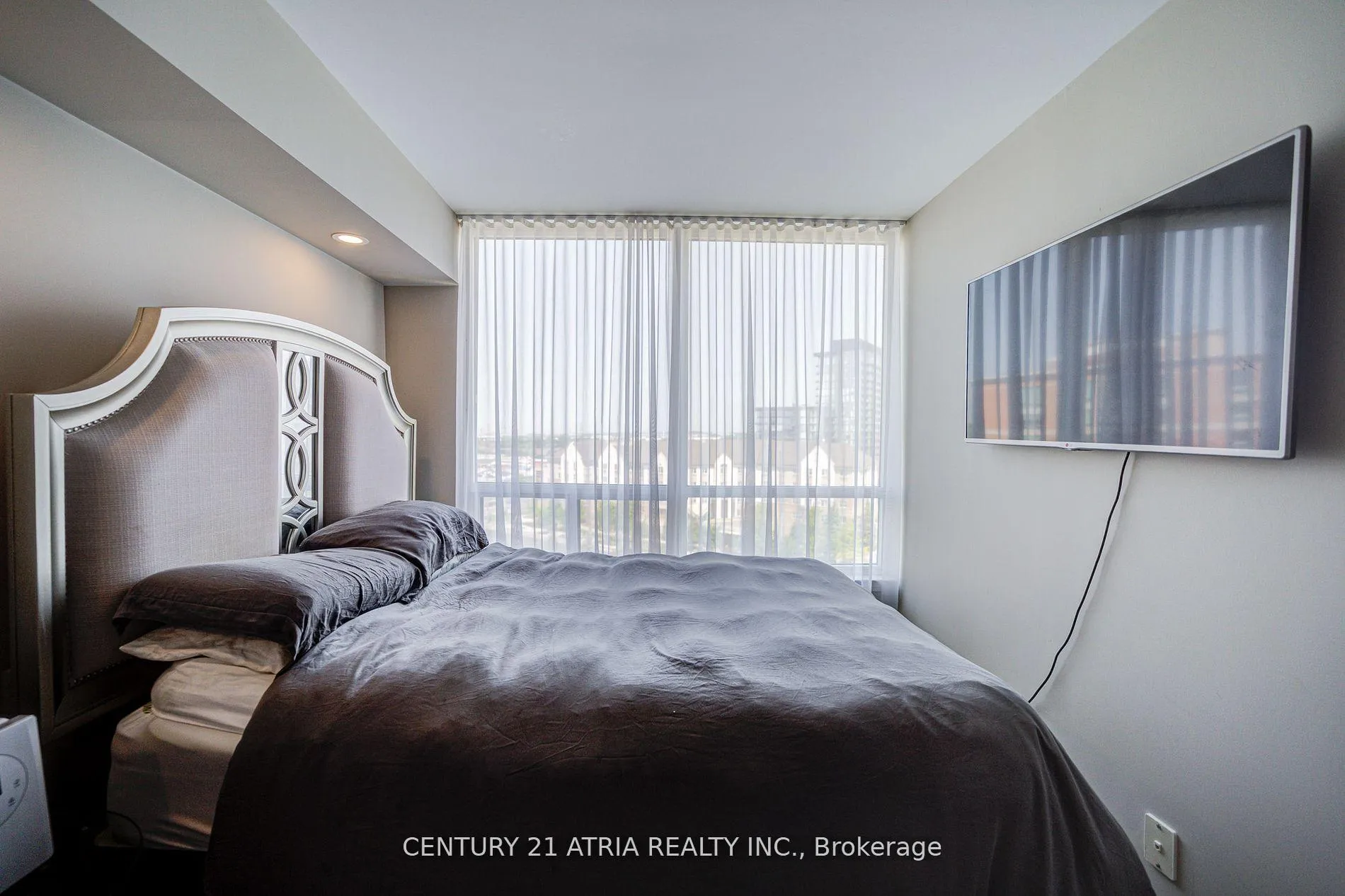Photo 41 of Unit 909, 120 Promenade Circle, Vaughan, Brownridge — HOMEH