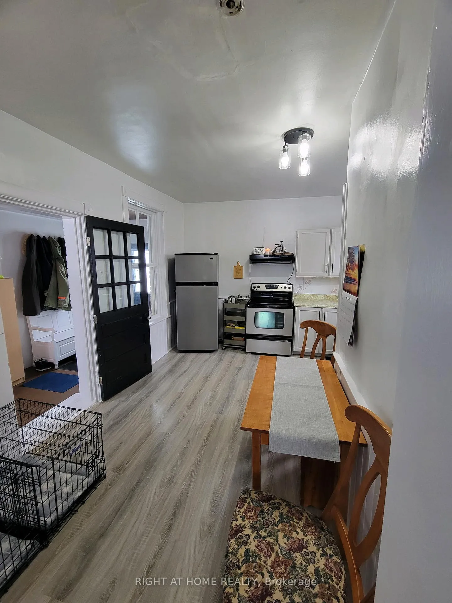 Photo 12 of 285 Manly Street, Midland — HOMEH