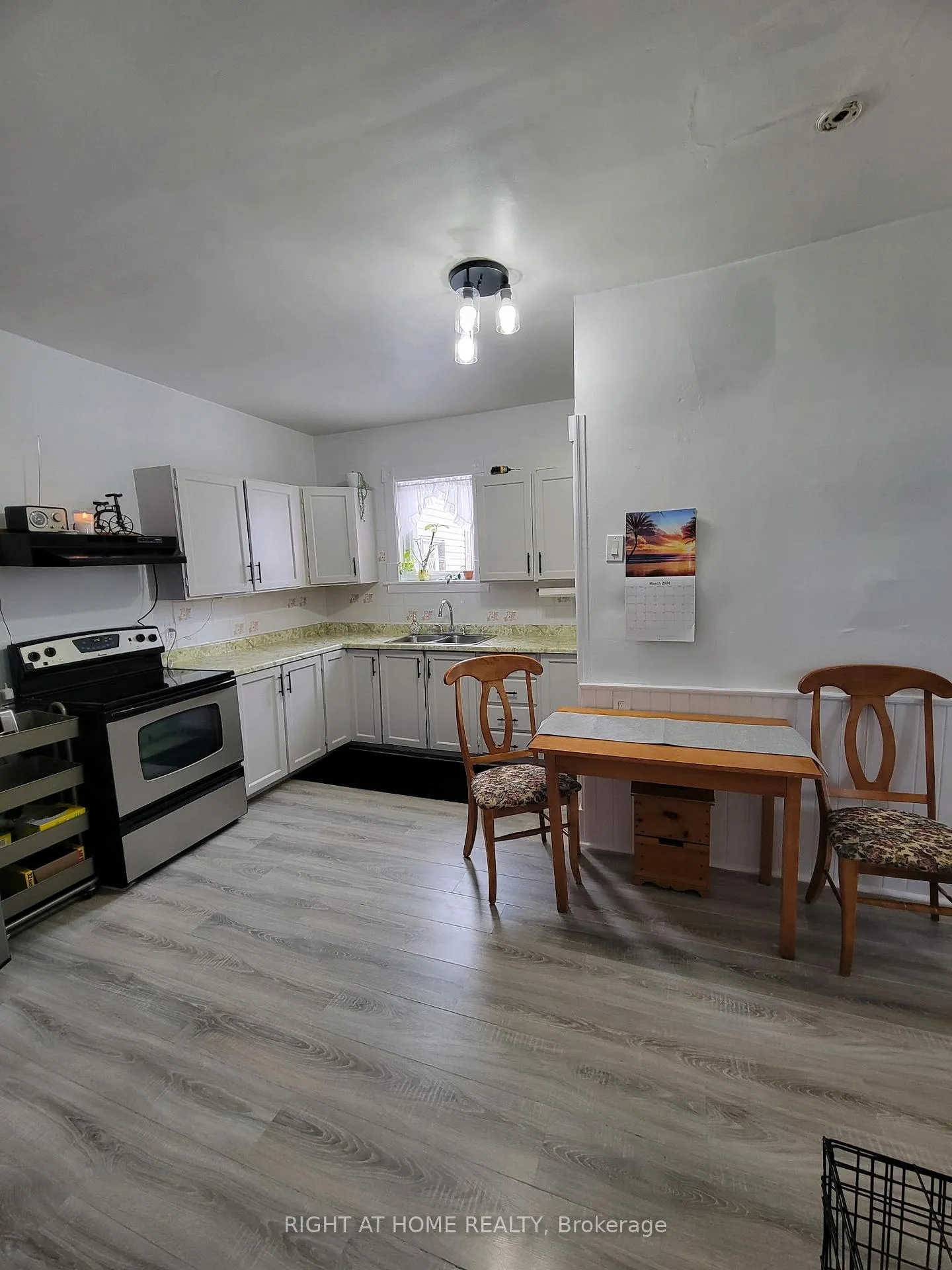 Photo 13 of 285 Manly Street, Midland — HOMEH